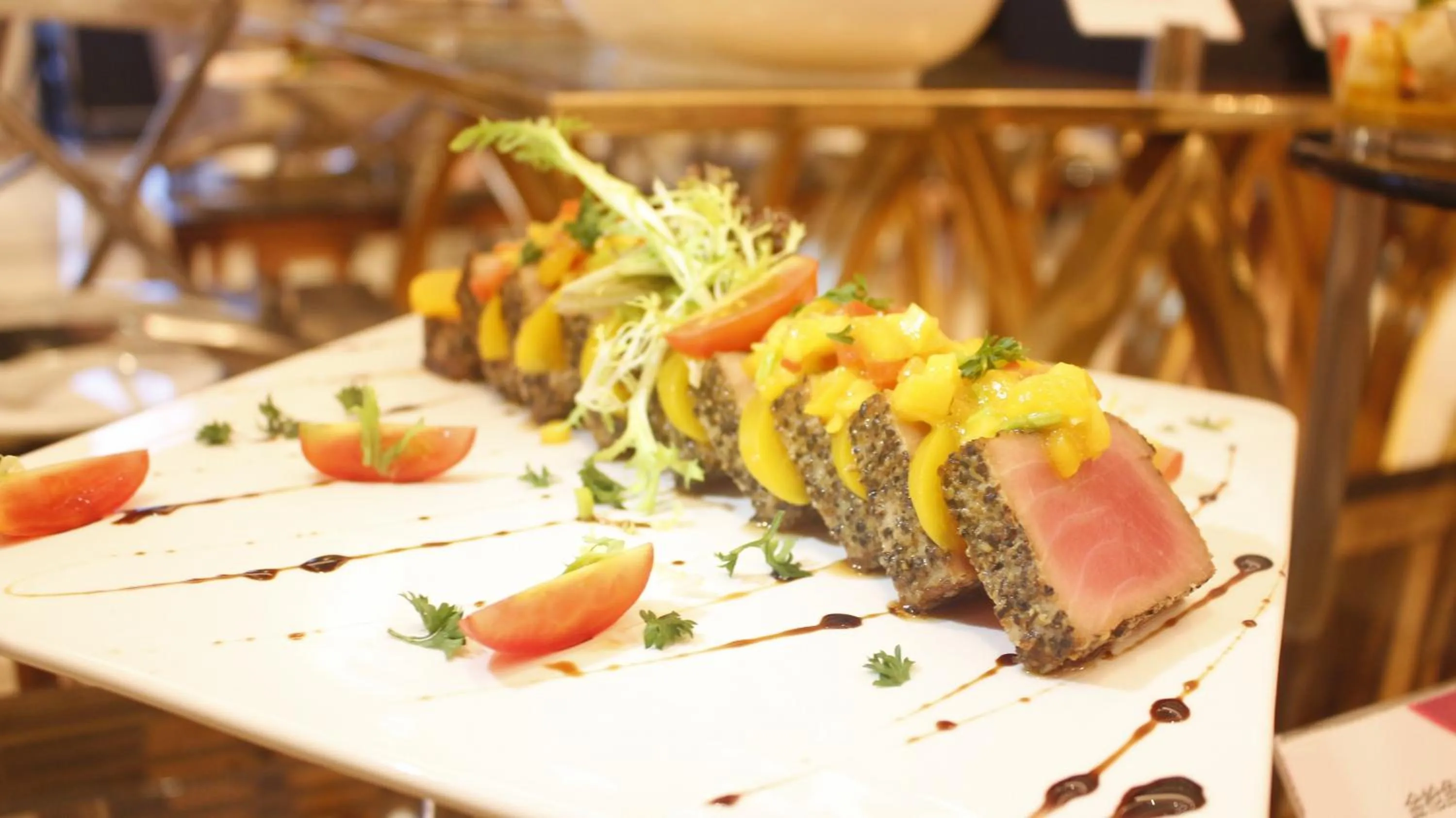 Restaurant/places to eat in Crowne Plaza Guangzhou Zengcheng, an IHG Hotel