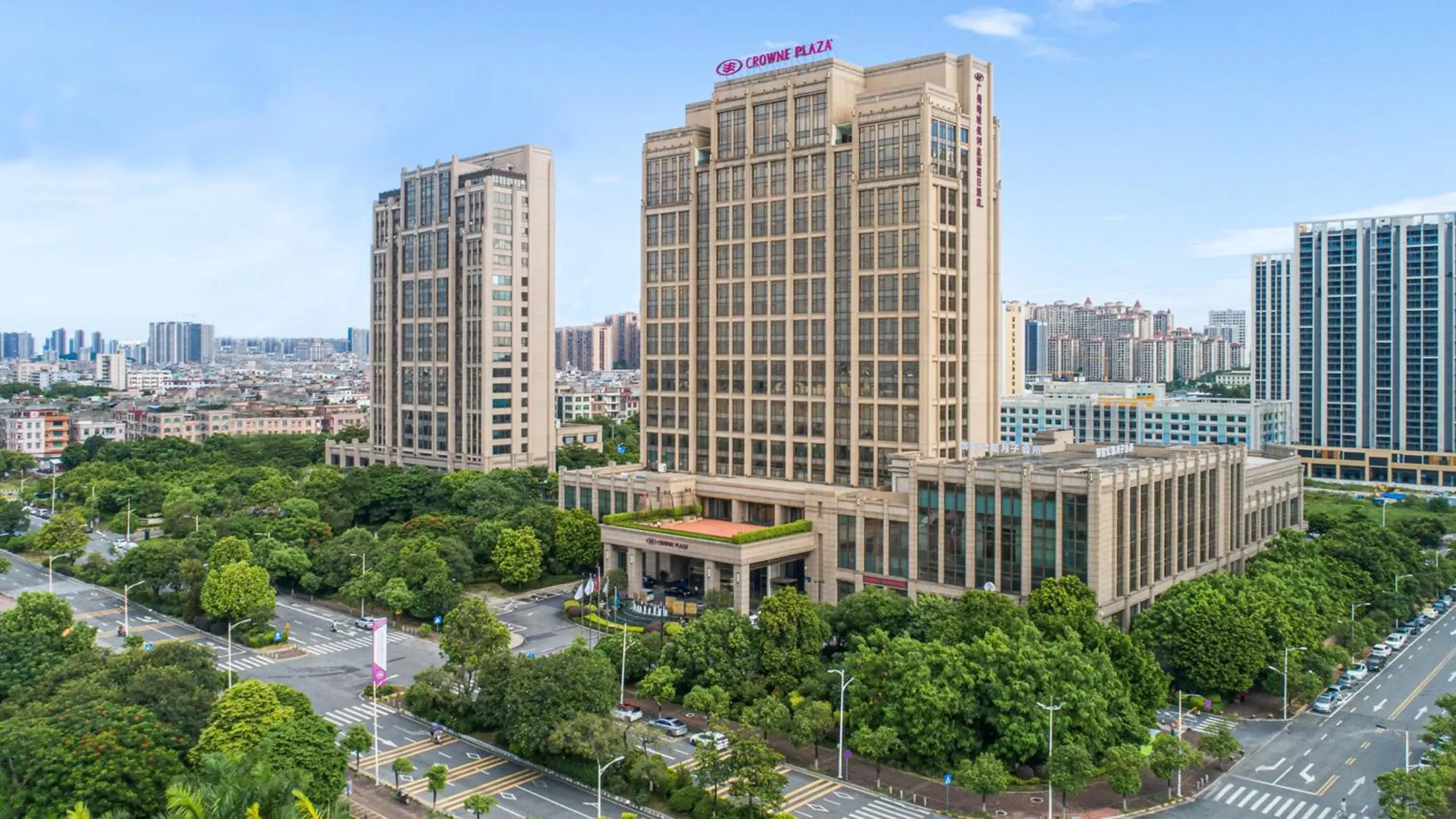 Property building in Crowne Plaza Guangzhou Zengcheng, an IHG Hotel