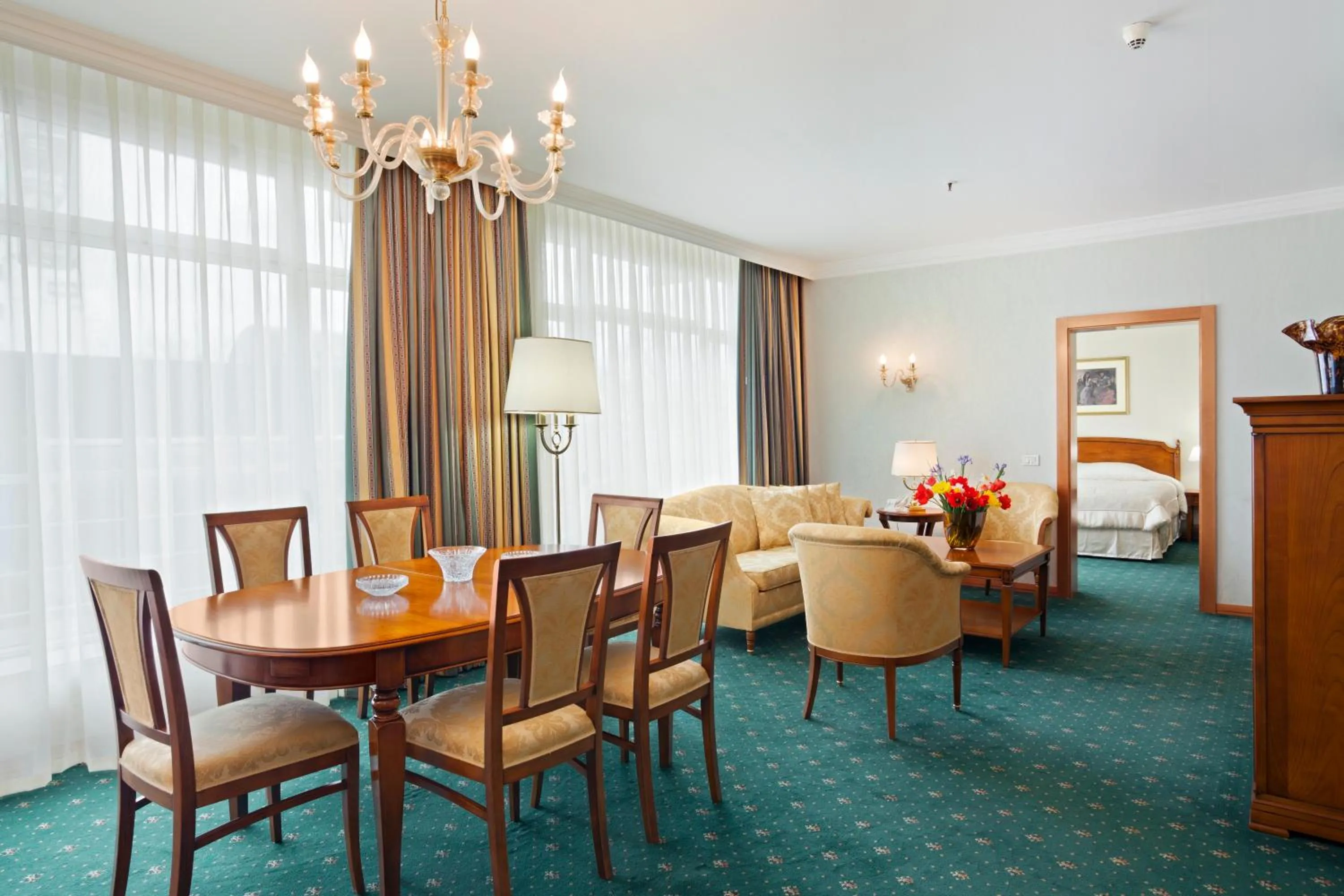 Photo of the whole room in Holiday Inn Skopje by IHG