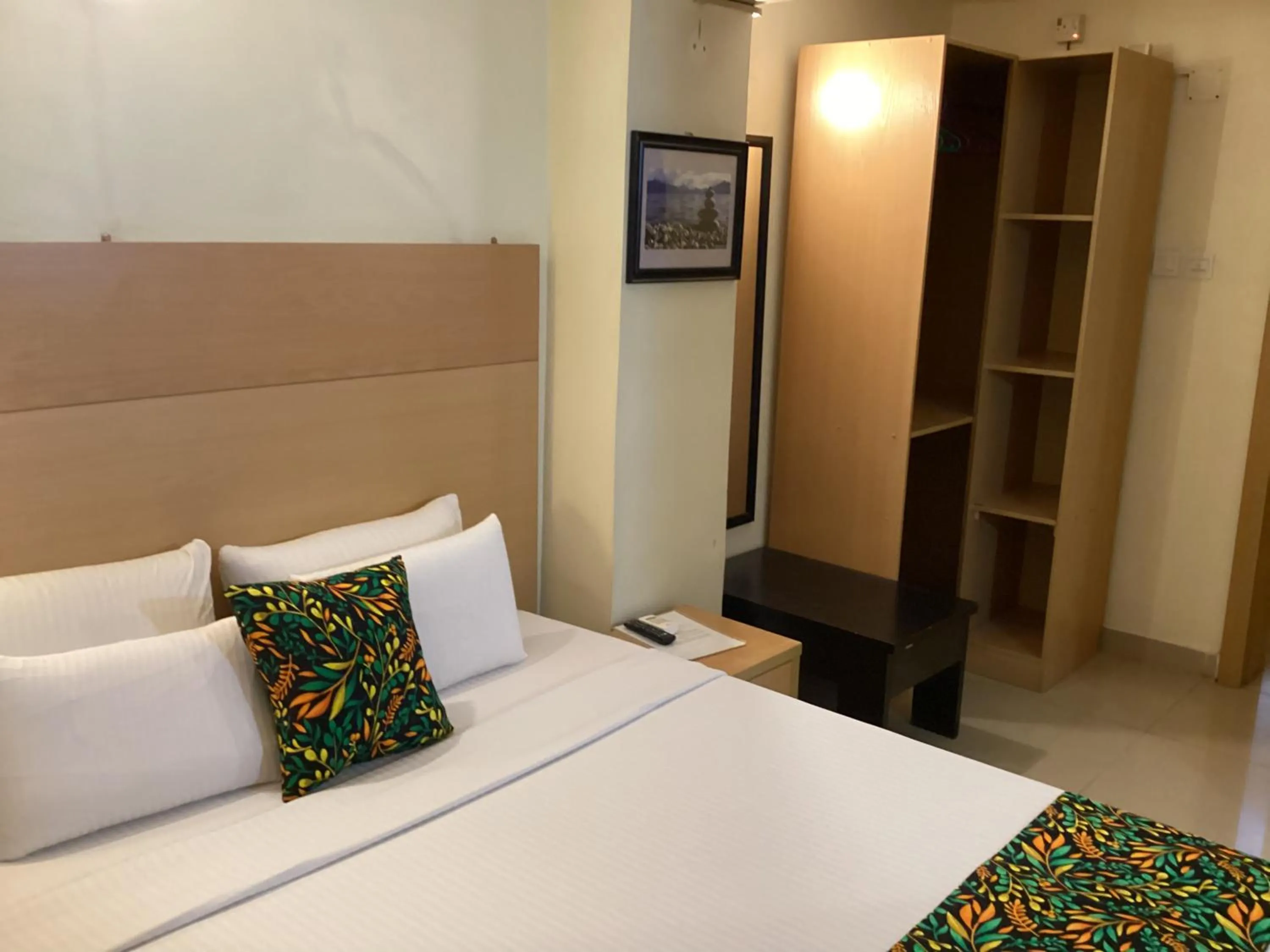 Bed in Adis Hotels Ibadan