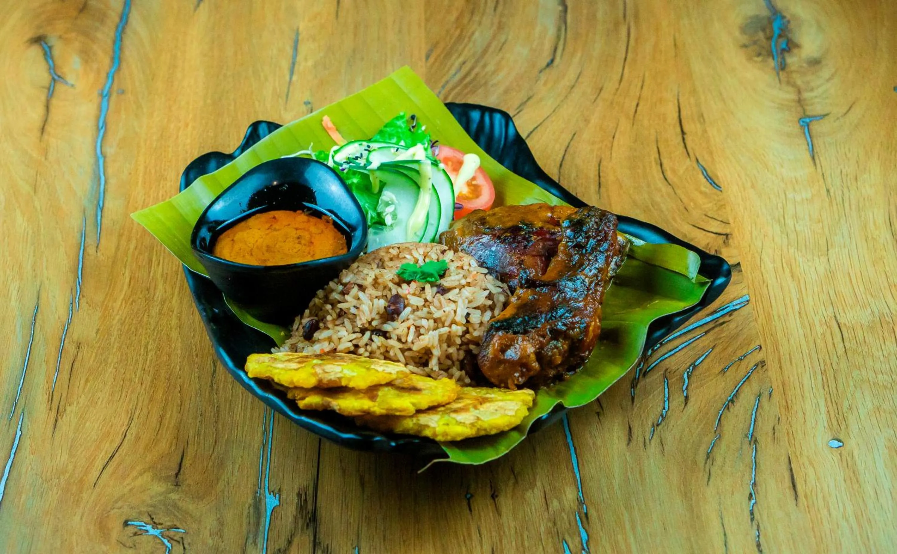 Food in Bungalows Beachfront Hotel