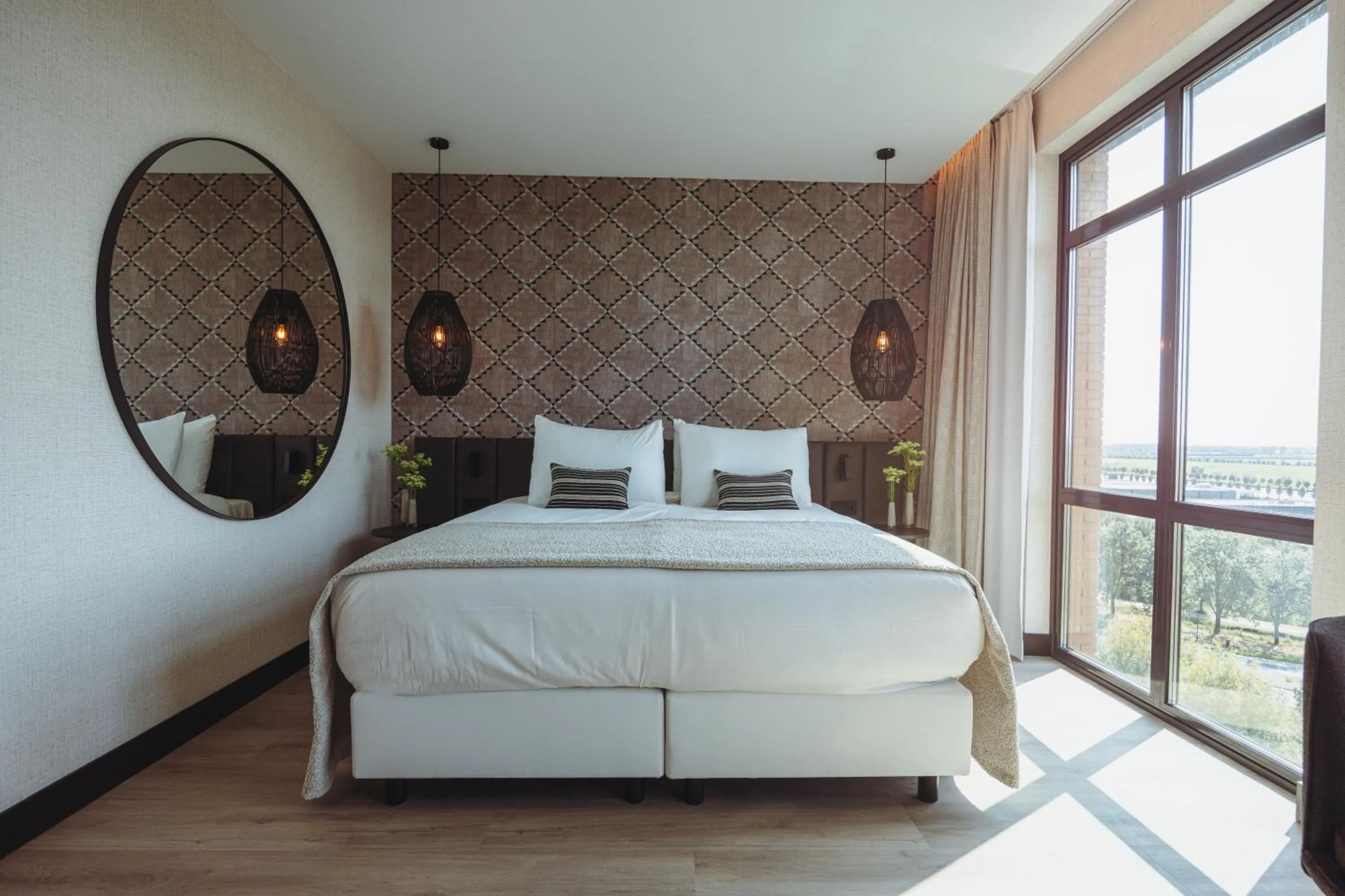 Photo of the whole room, Bed in Van der Valk Hotel Houten Utrecht