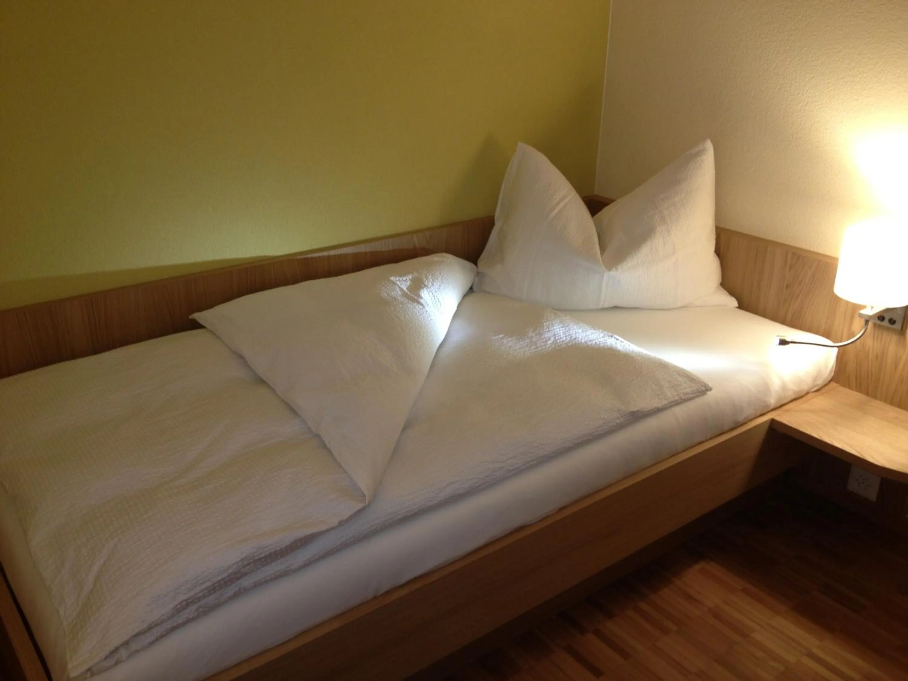 Bedroom, Bed in Restaurant Hotel Rüttihubelbad