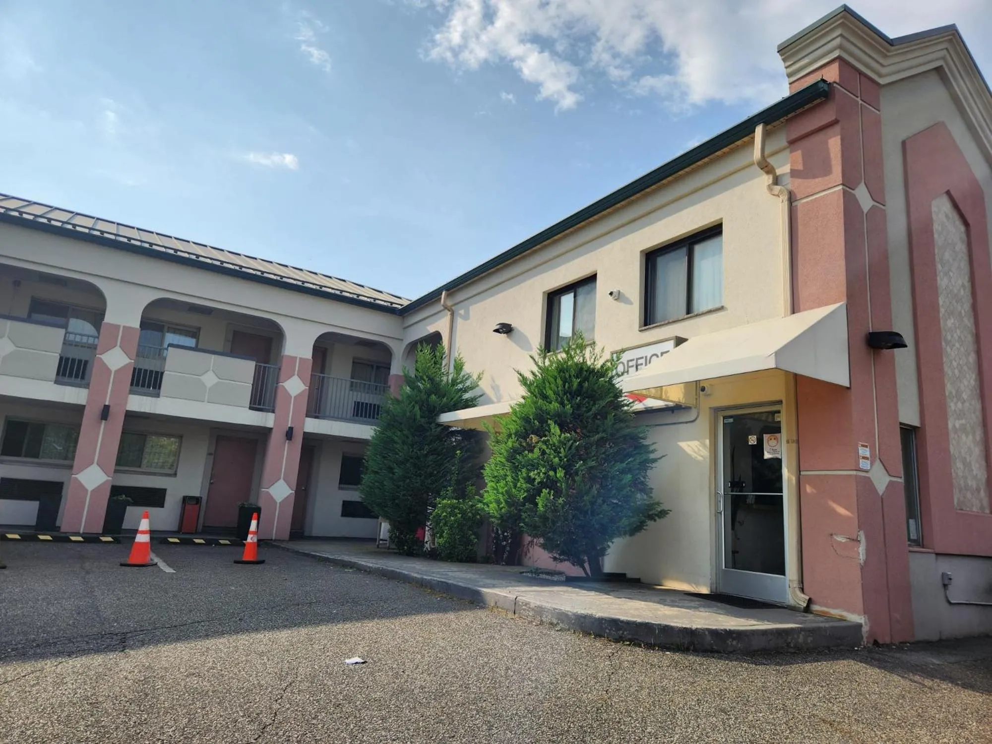 Westview Motel