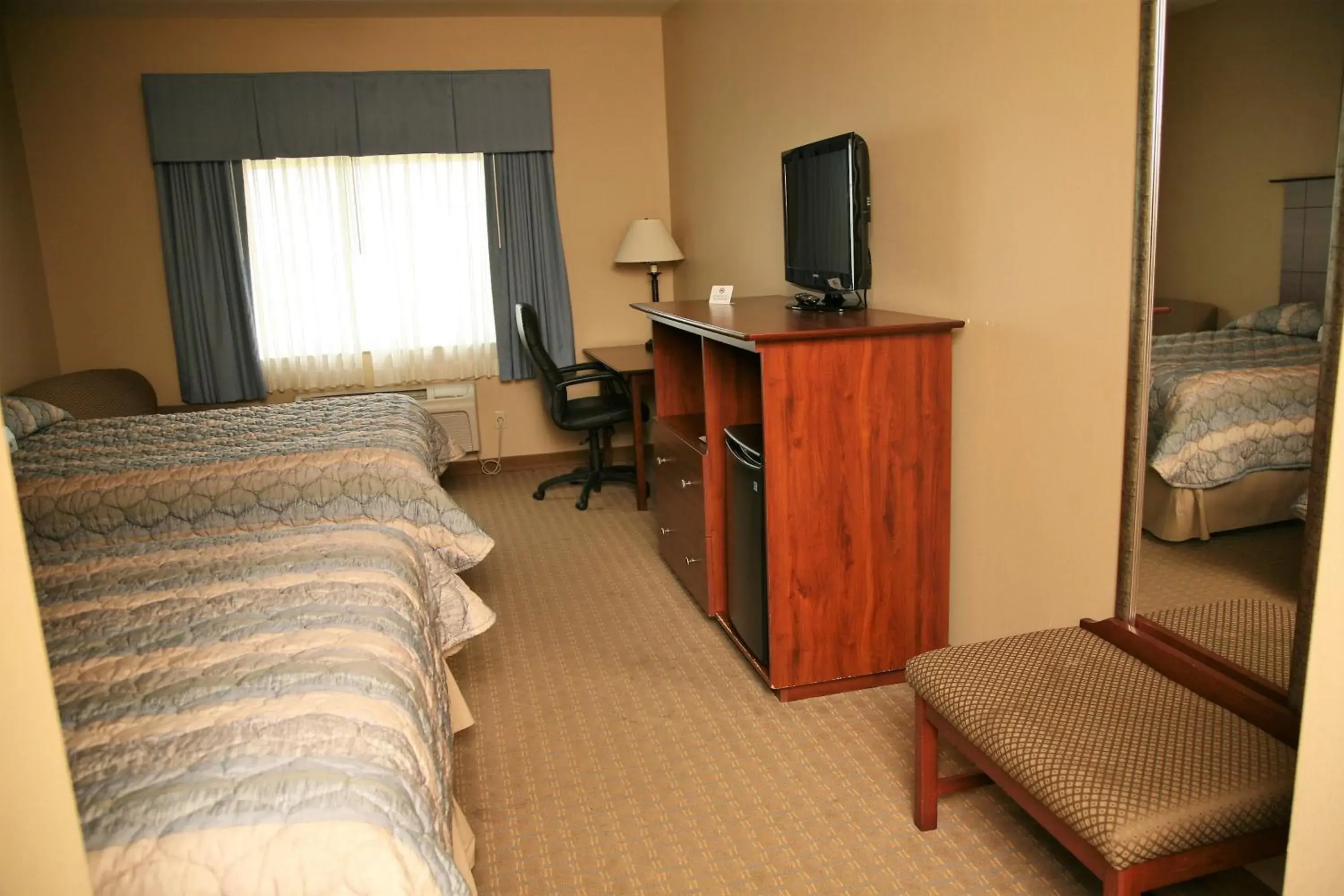 Standard Queen Room with Two Queen Beds in Corporate East Hotel Standard Queen Room with Two Queen Beds in Corporate East Hotel
