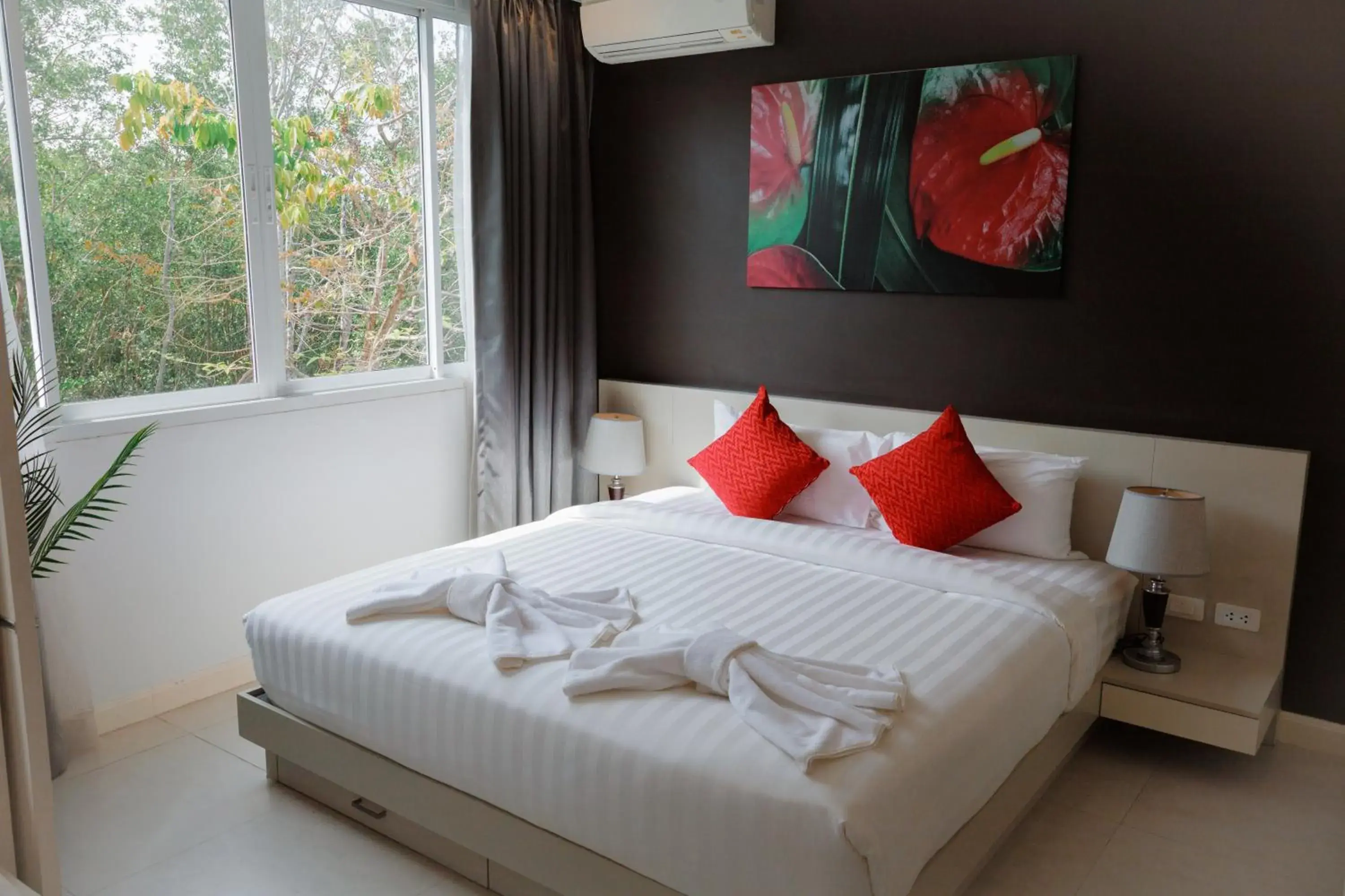 Property building, Bed in Krabi Boat Lagoon Resort Property building, Bed in Krabi Boat Lagoon Resort