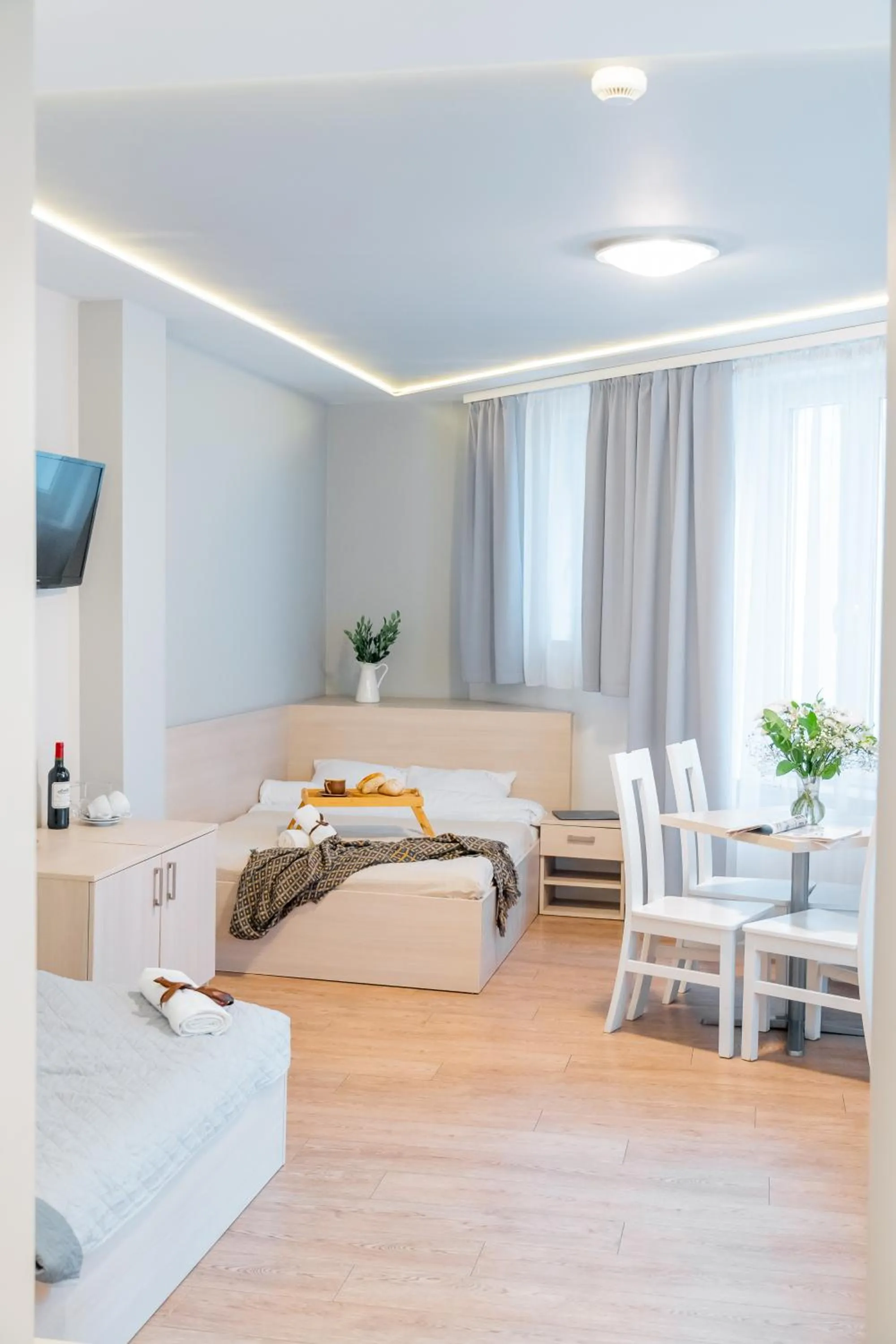 Bed in Apartamenty Platinia - komfortowe noclegi Kraków Stare Miasto