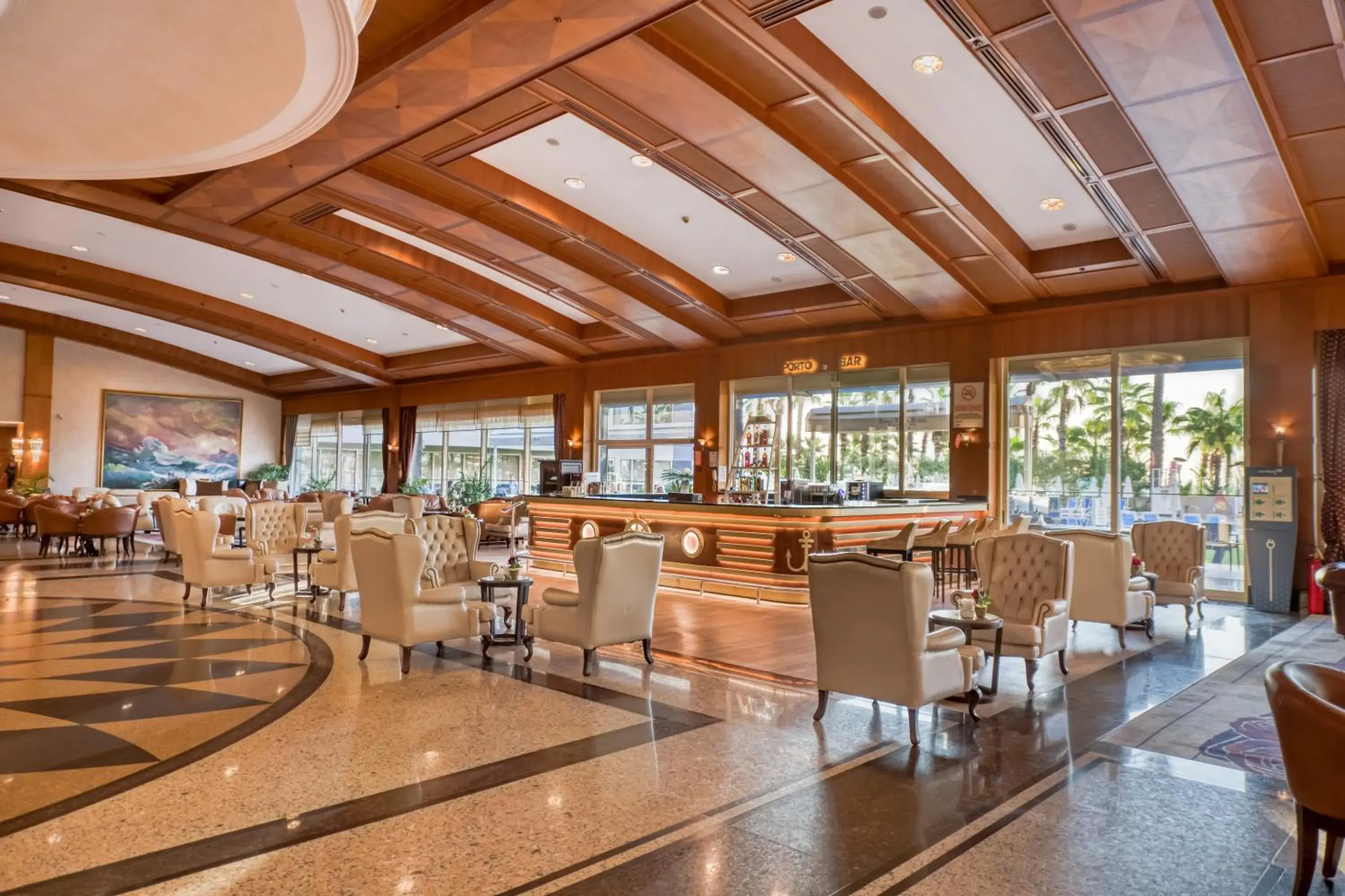 Lounge or bar, Restaurant/Places to Eat in Porto Bello Hotel Resort & Spa