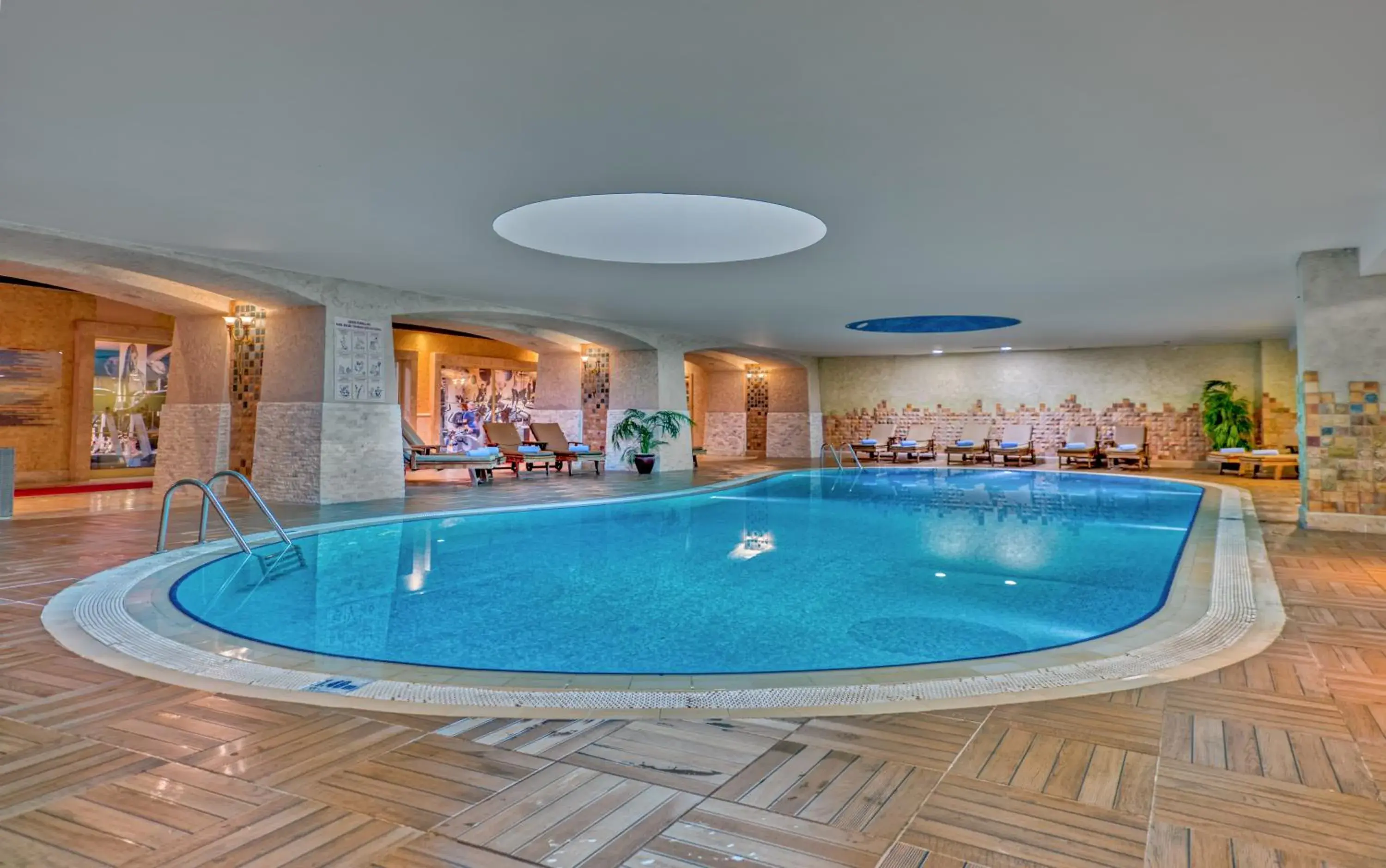 Swimming Pool in Porto Bello Hotel Resort & Spa