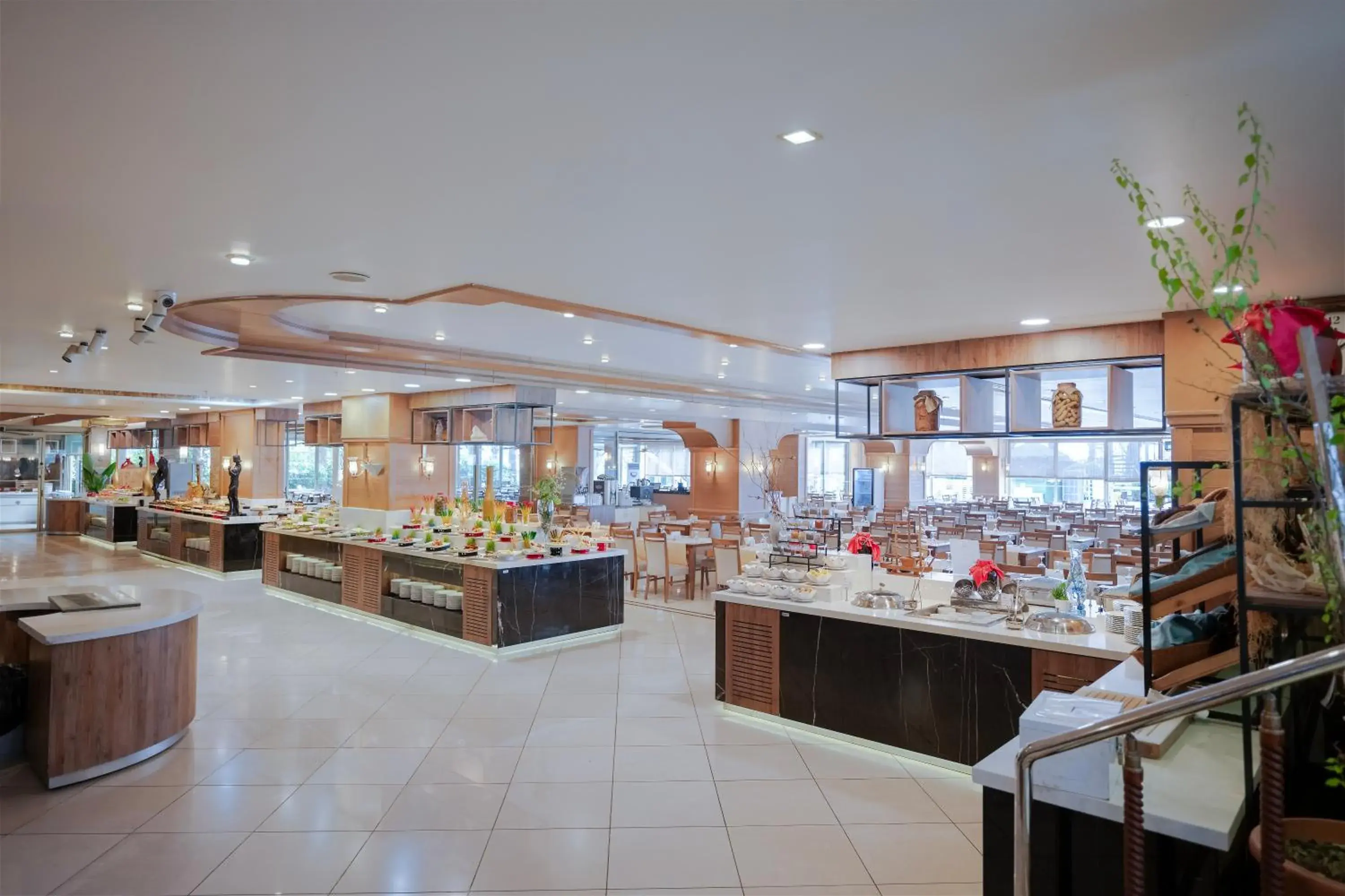 Restaurant/Places to Eat in Porto Bello Hotel Resort & Spa