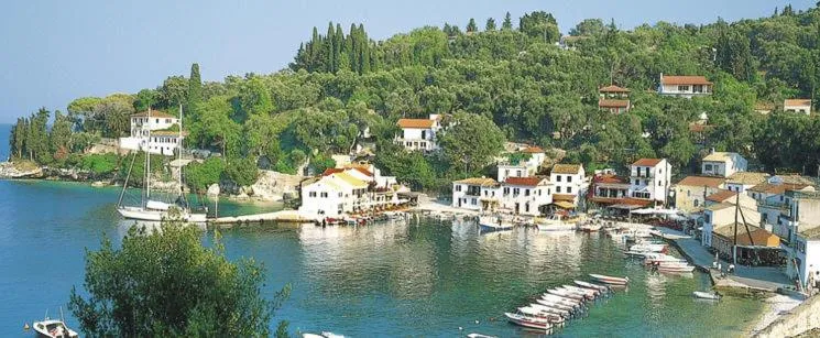 Restaurant/places to eat in Avra