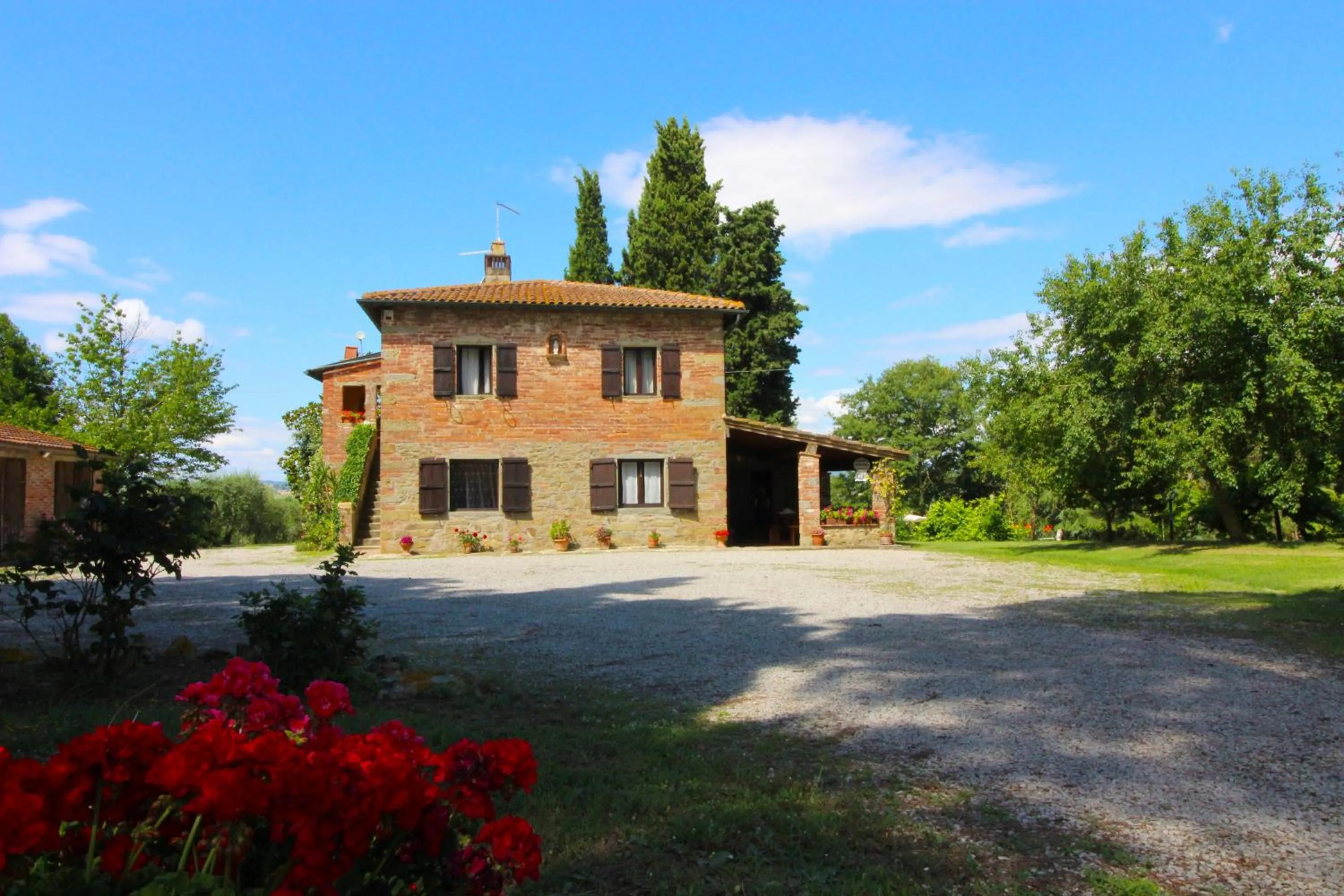 Property building in Villa Cecilia