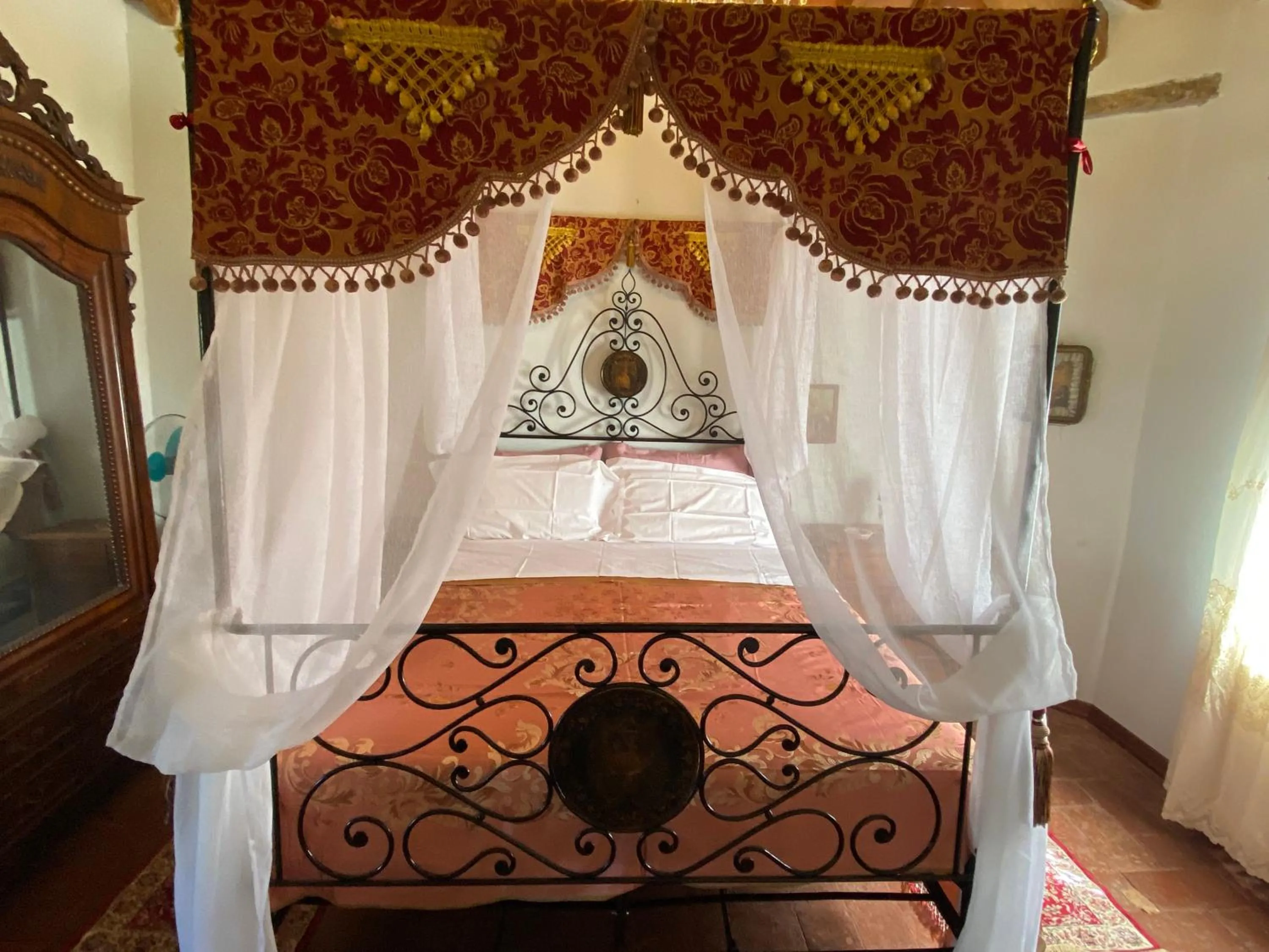 Bedroom, Bed in Villa Cecilia