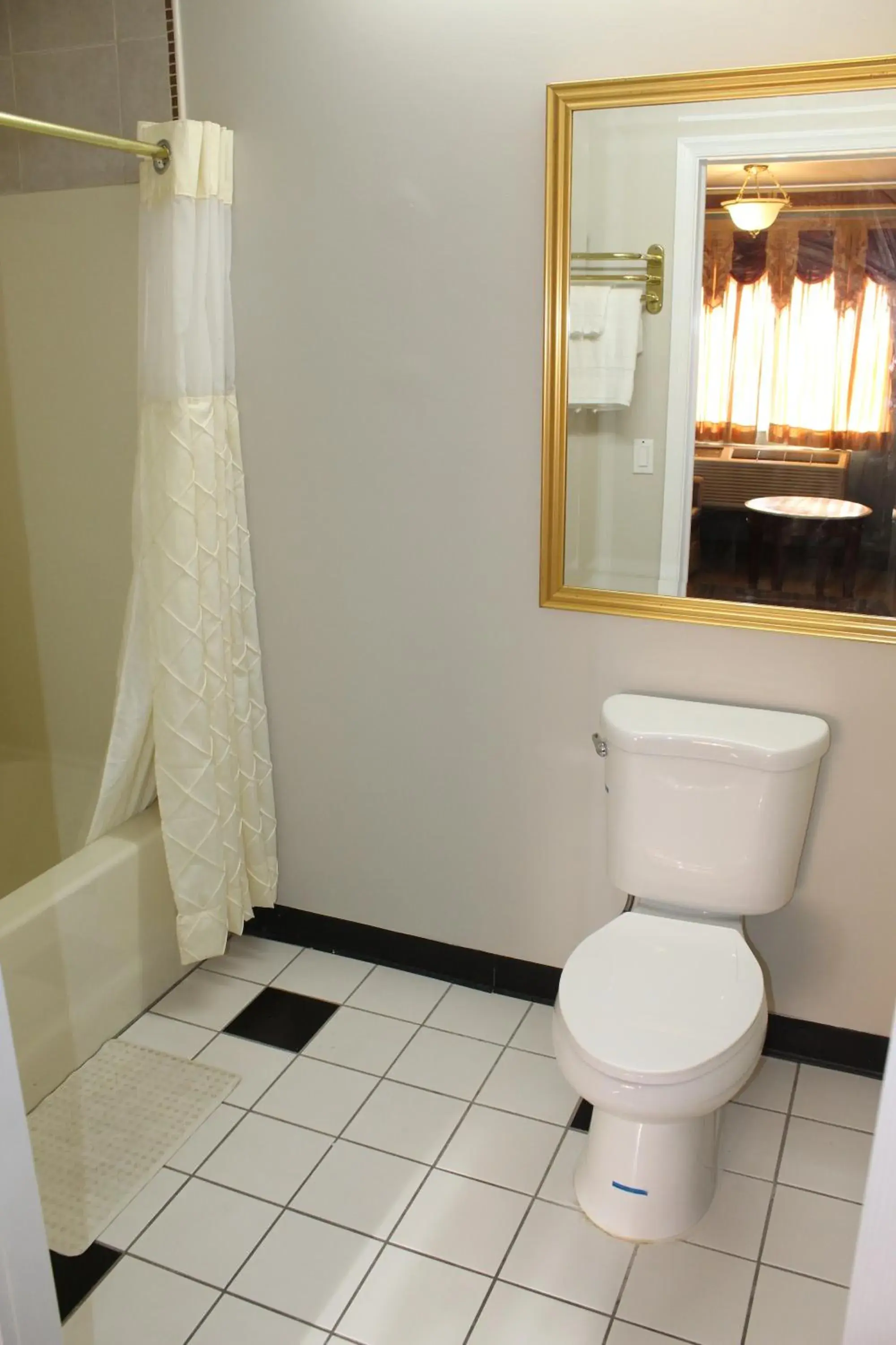 Toilet in Liberty Inn Absecon Atlantic City Toilet in Liberty Inn Absecon Atlantic City