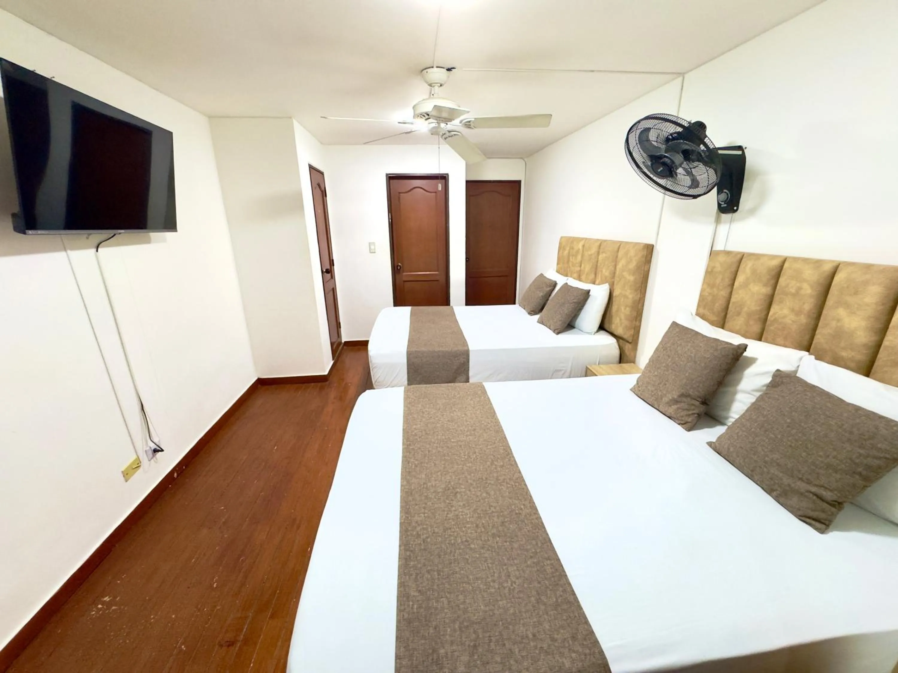 Bed in Hotel Pereira Central