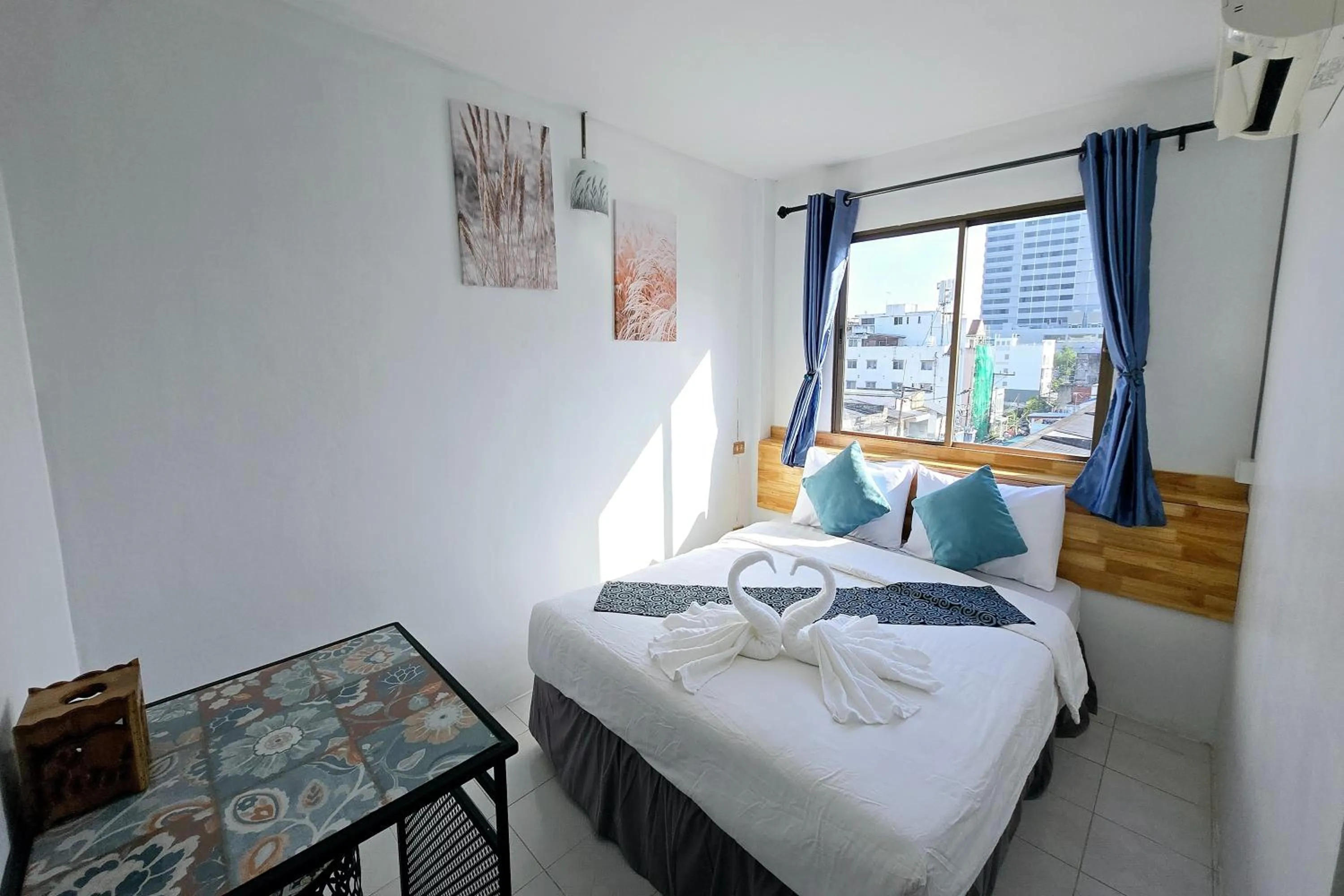 Bed in MT Friend Home & Hostel