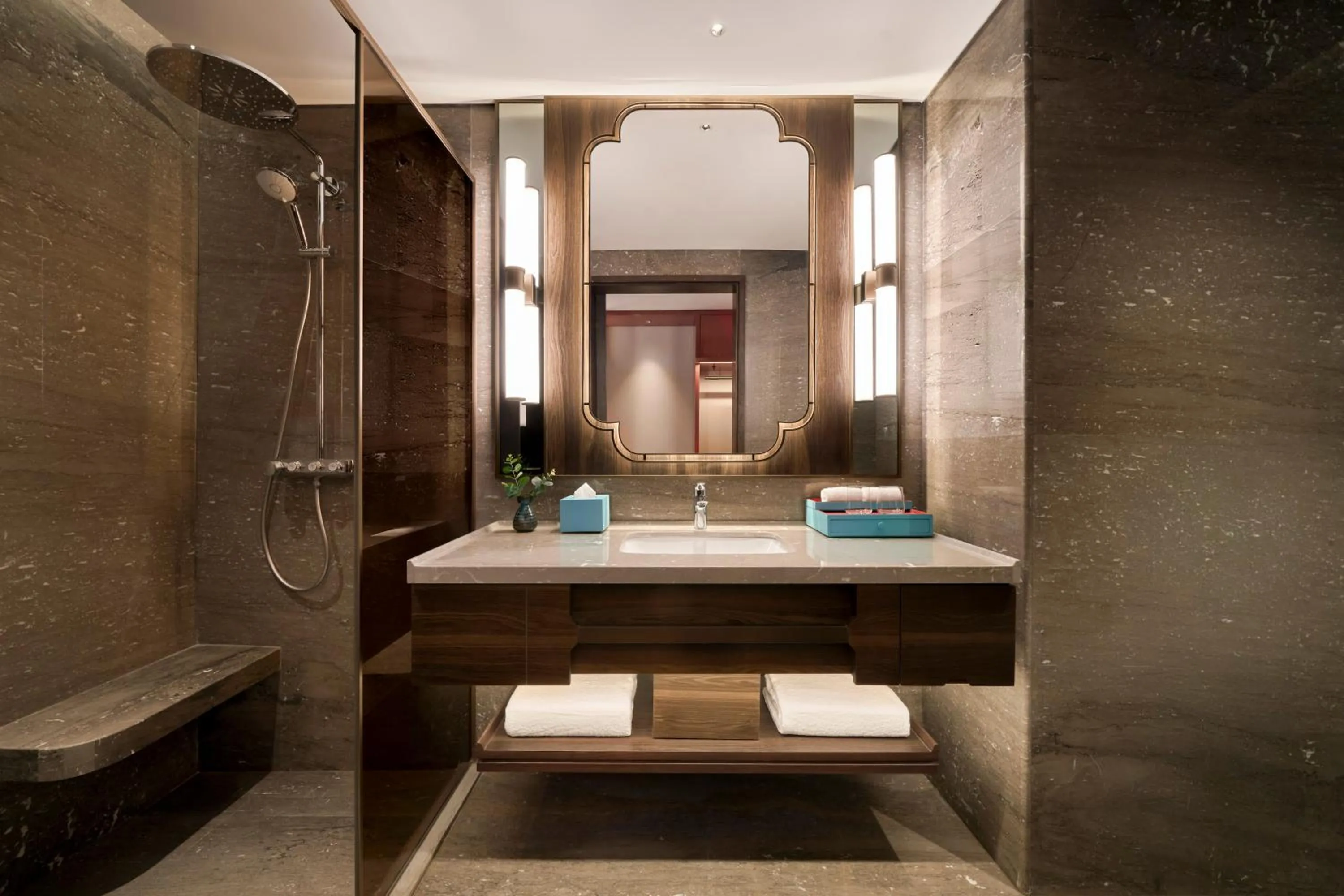 Shower in Dusit Le Palais Tu Hoa Hanoi