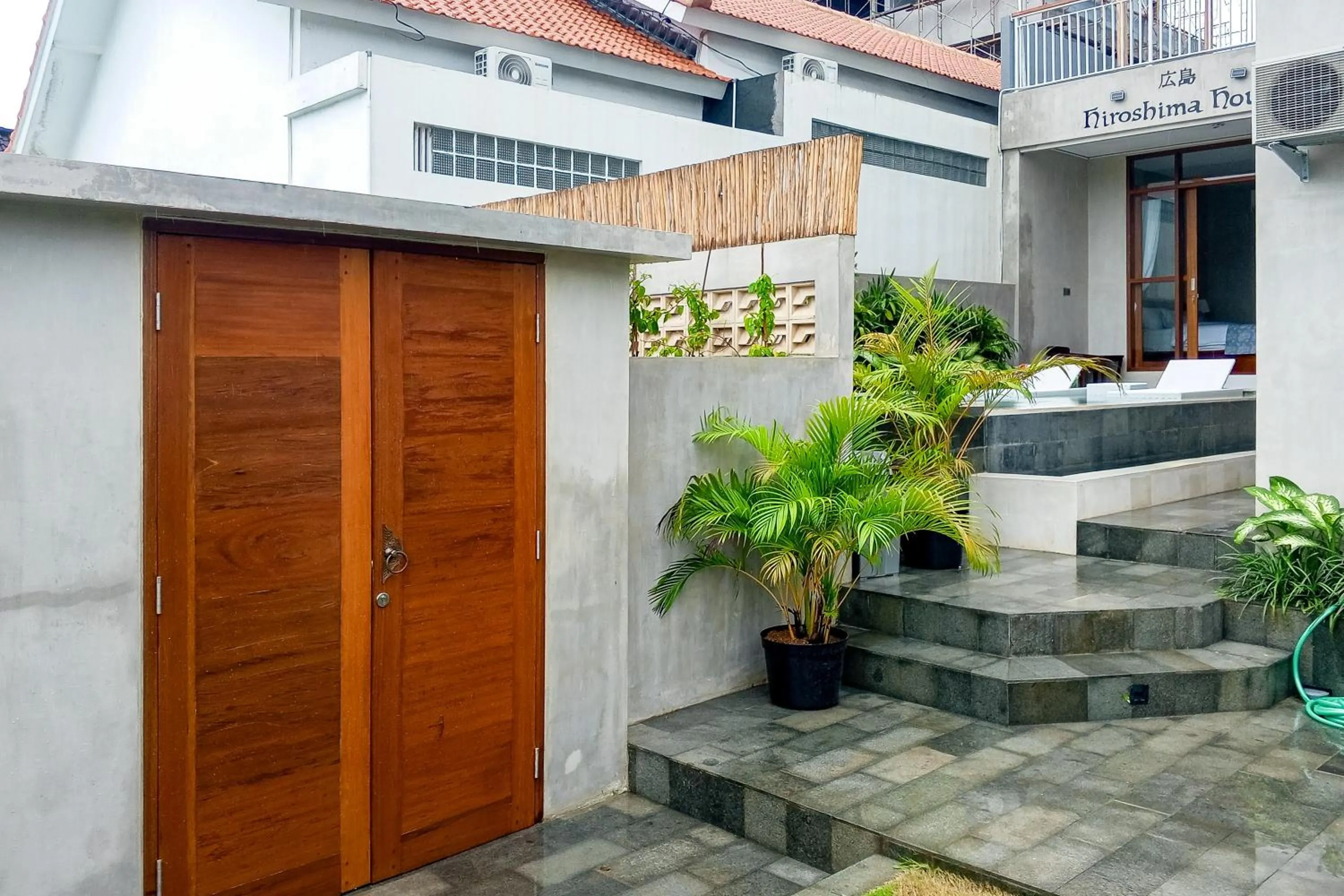 Facade/entrance in Hirosima House Bali by The Lavana