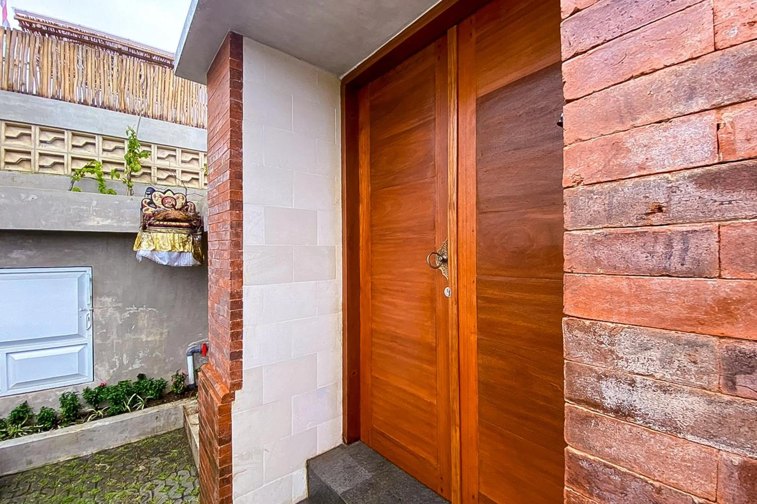 Facade/entrance in Hirosima House Bali by The Lavana