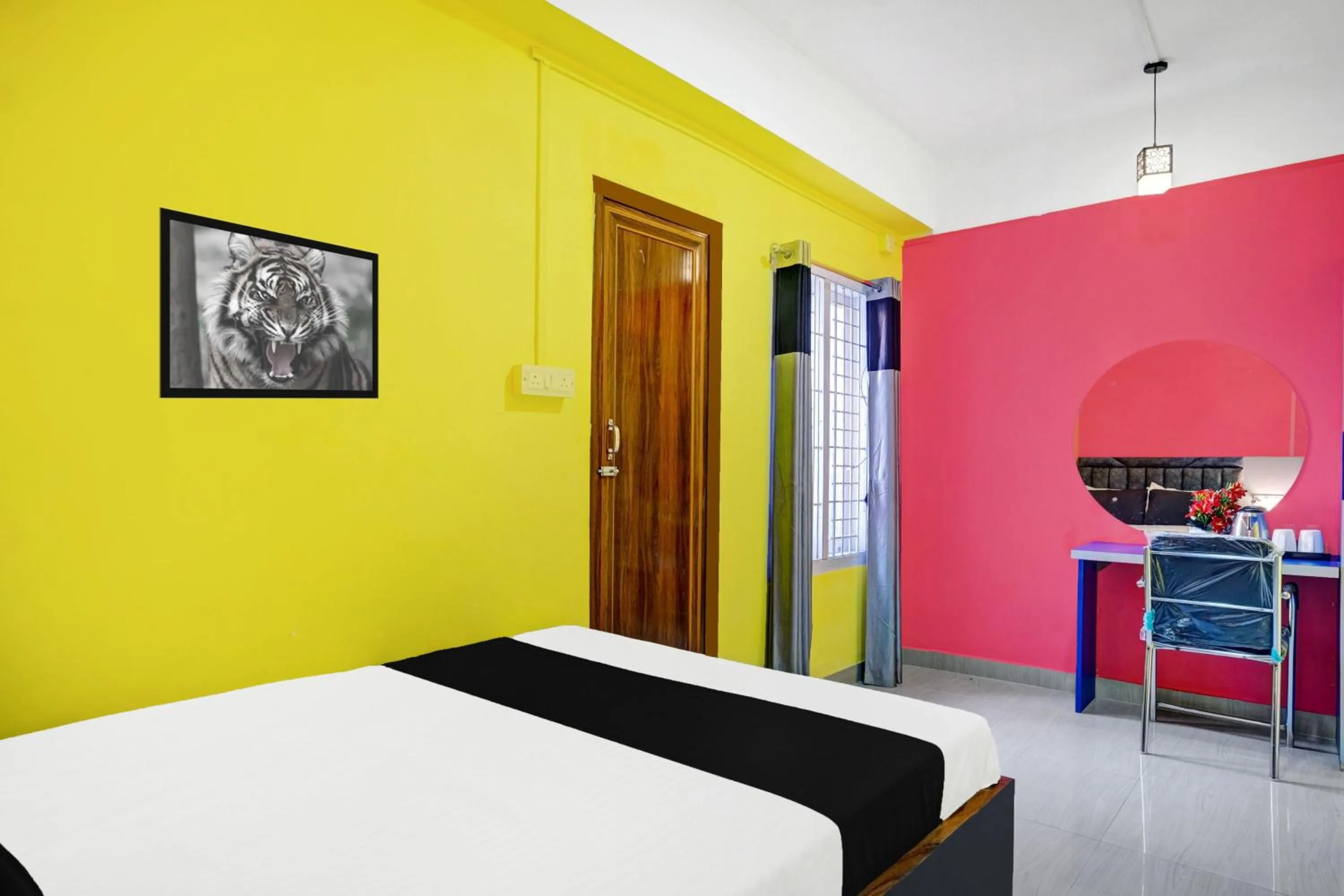 Hotel O Grand 555