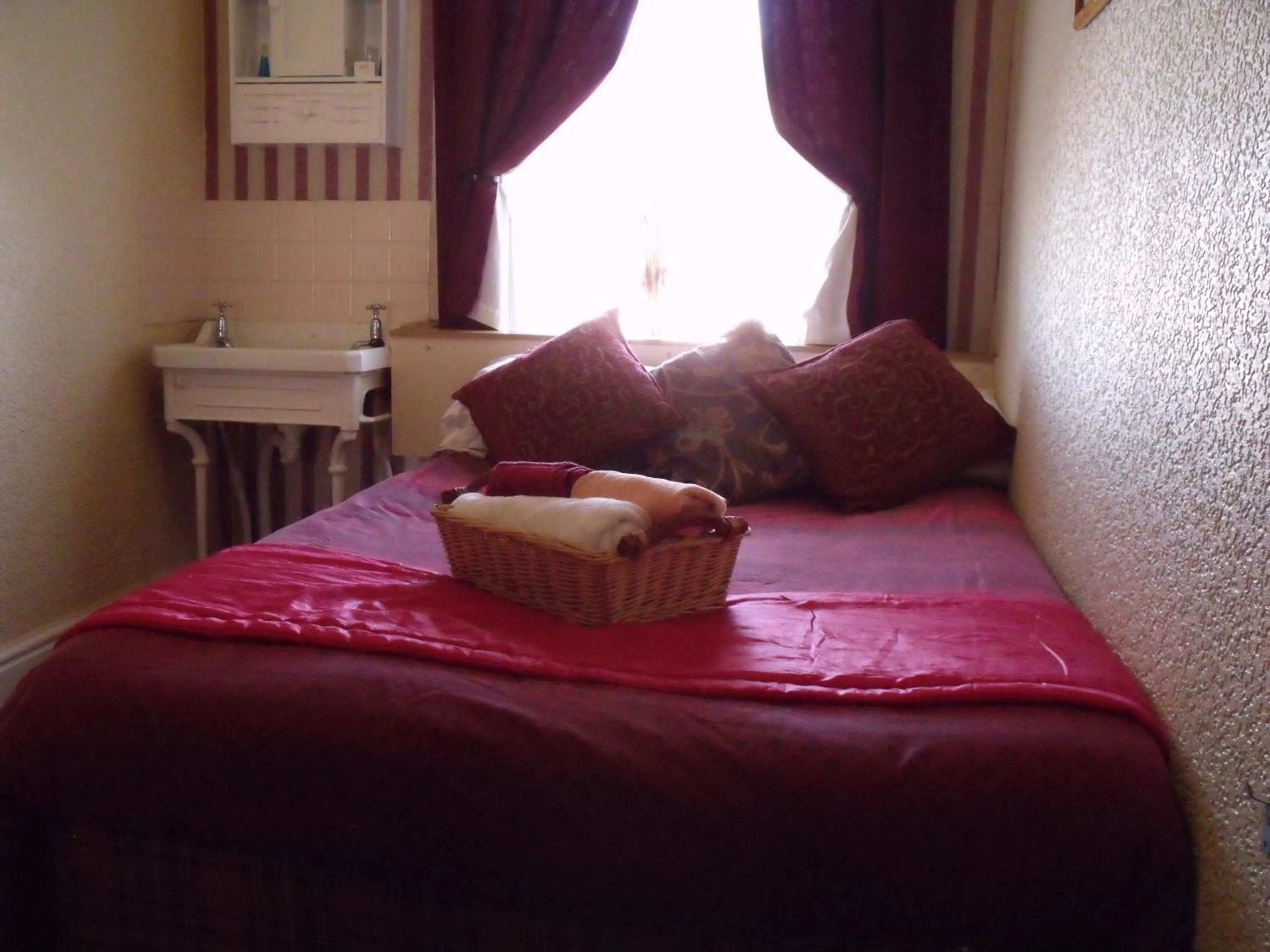 Other, Bed in The Derby Hotel