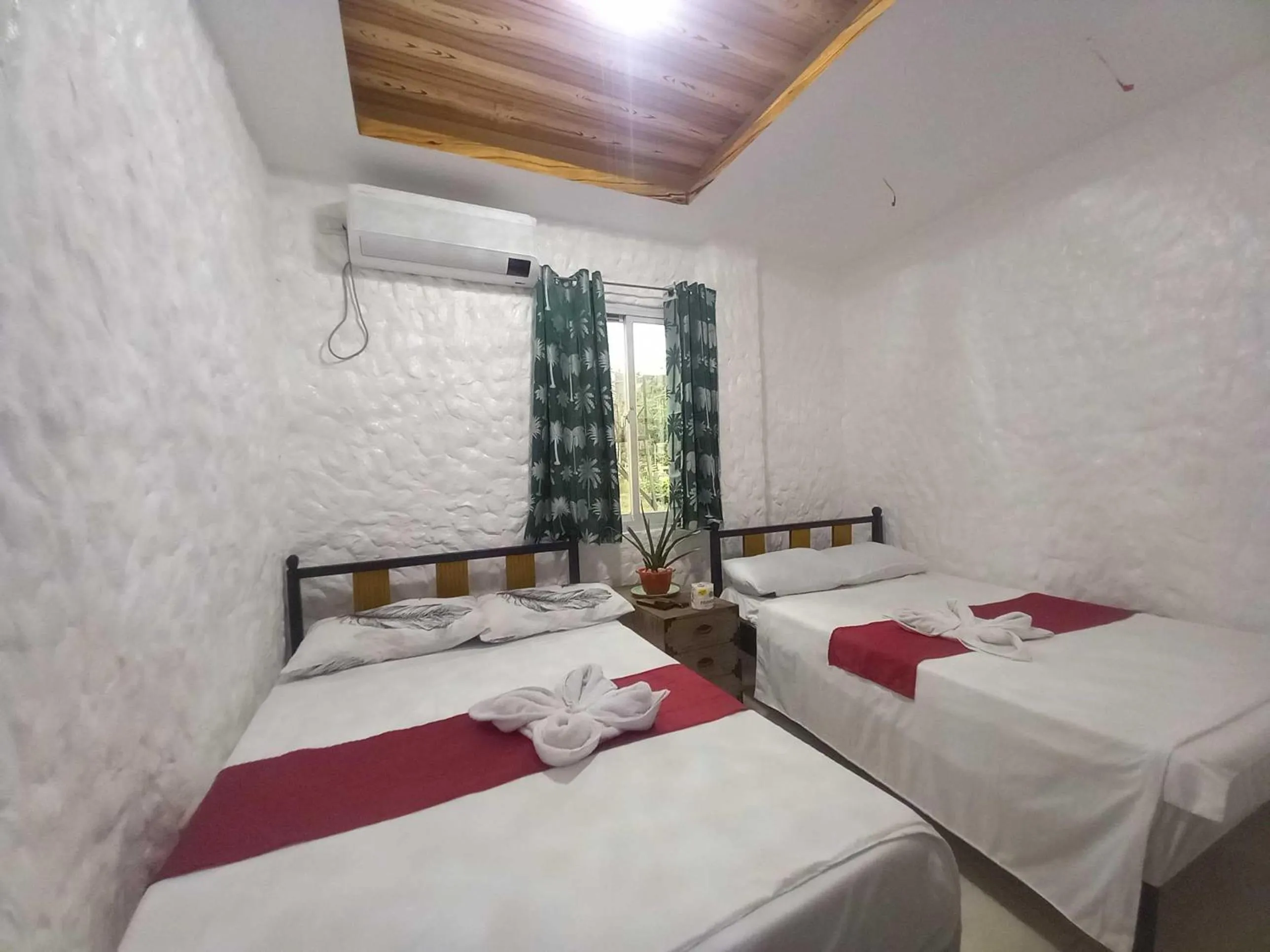 Bedroom, Bed in OYO 1130 Thrivers Hometel