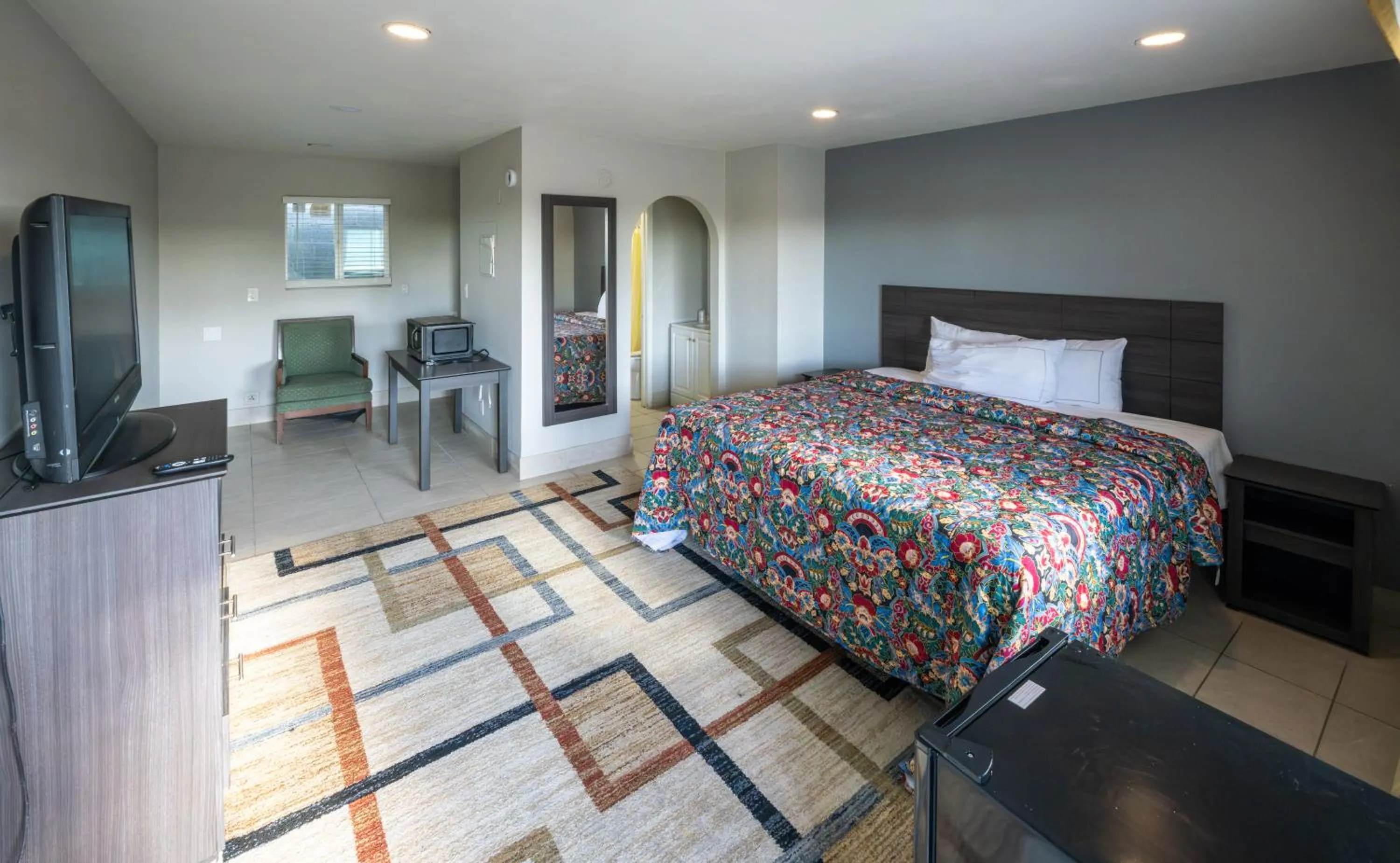 Bedroom, Bed in Motel 7 By OYO Near Phoenix Airport