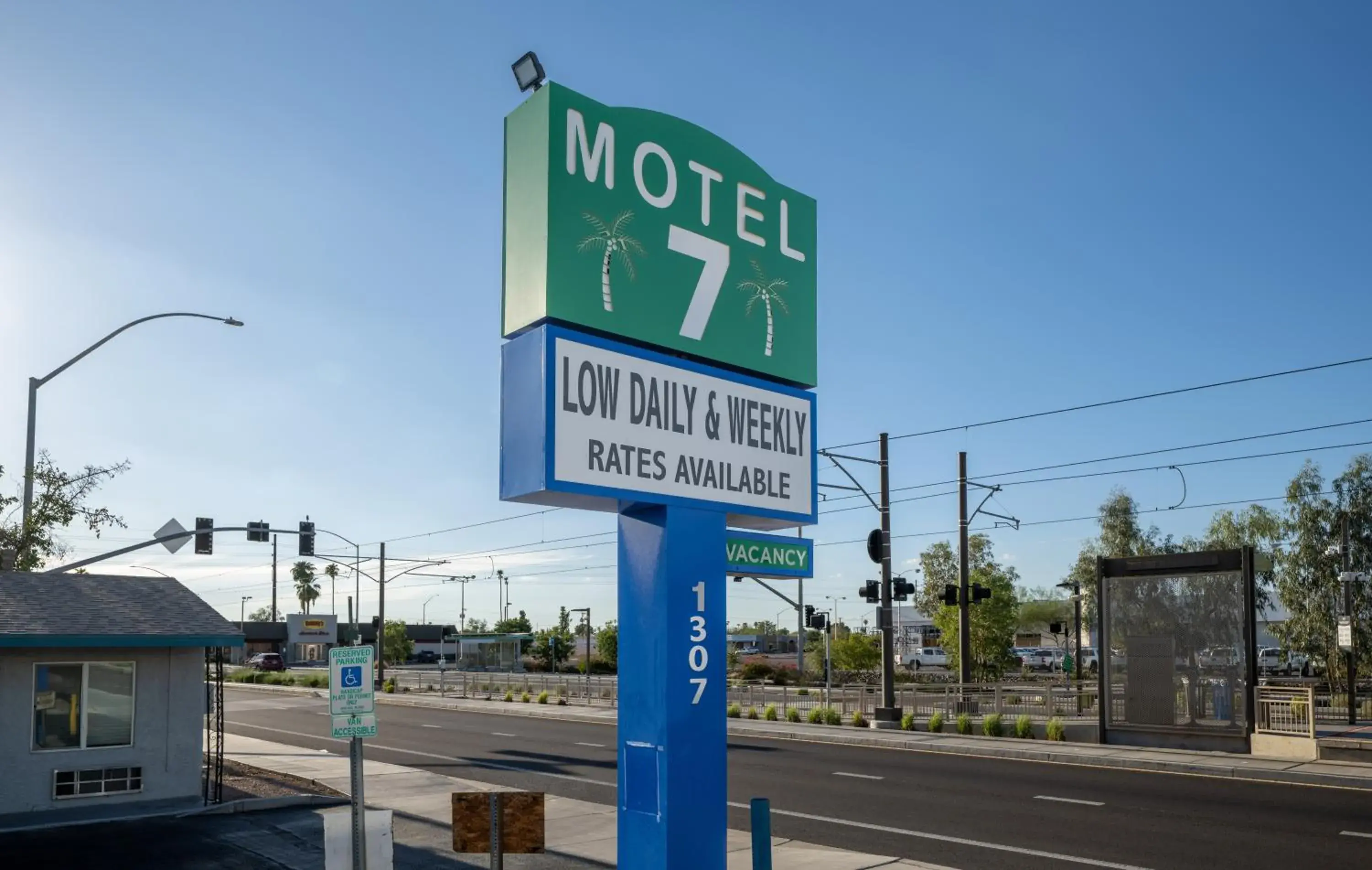 Facade/entrance in Motel 7 By OYO Near Phoenix Airport Facade/entrance in Motel 7 By OYO Near Phoenix Airport