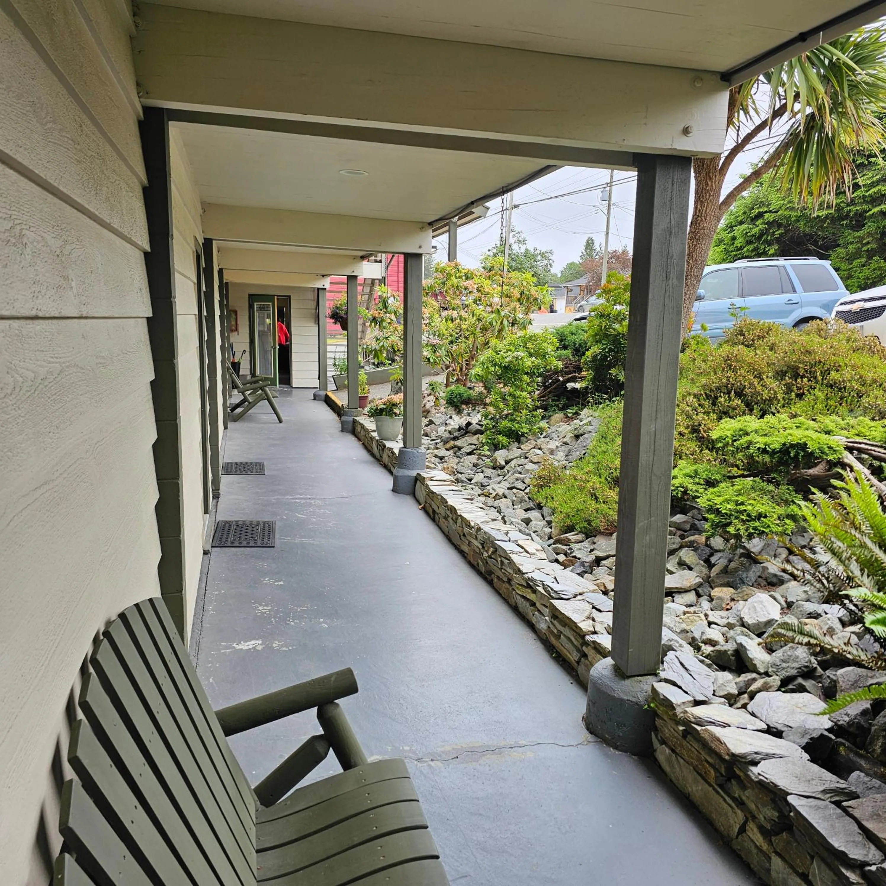 Property building in Pacific Rim Motel