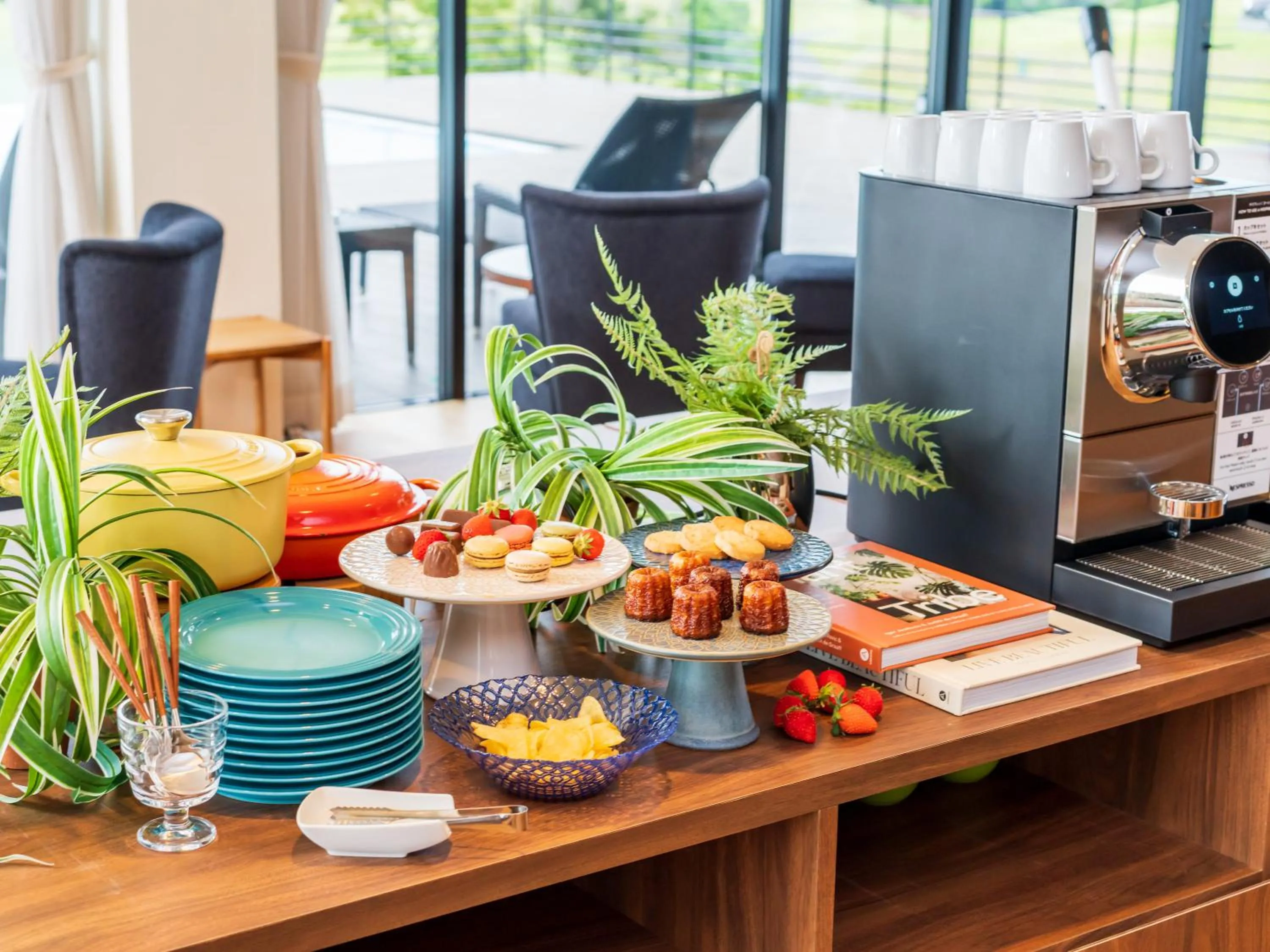 Lounge or bar in GLAMPROOK Futtsu BRISTOL HILL