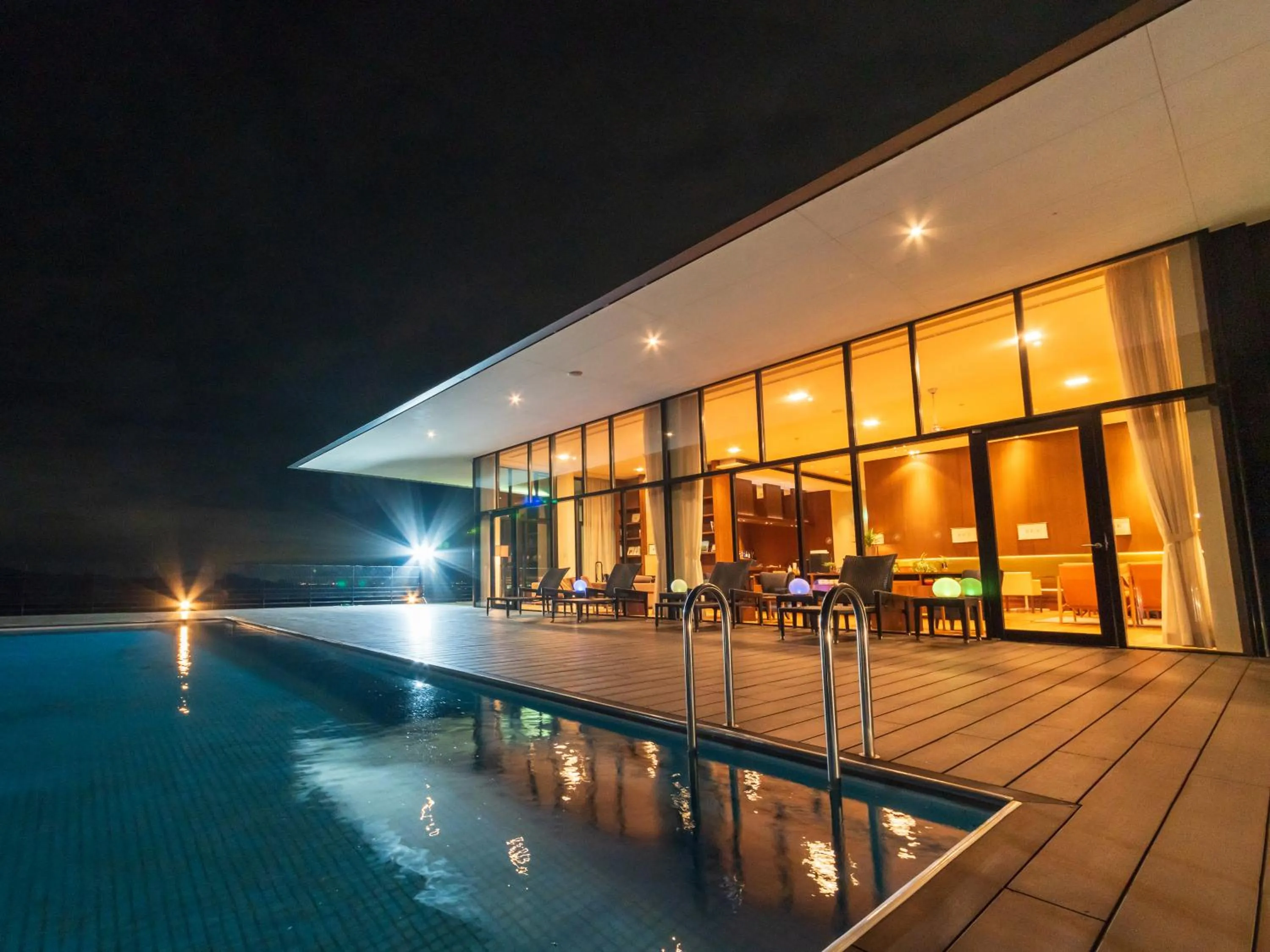 Swimming pool in GLAMPROOK Futtsu BRISTOL HILL