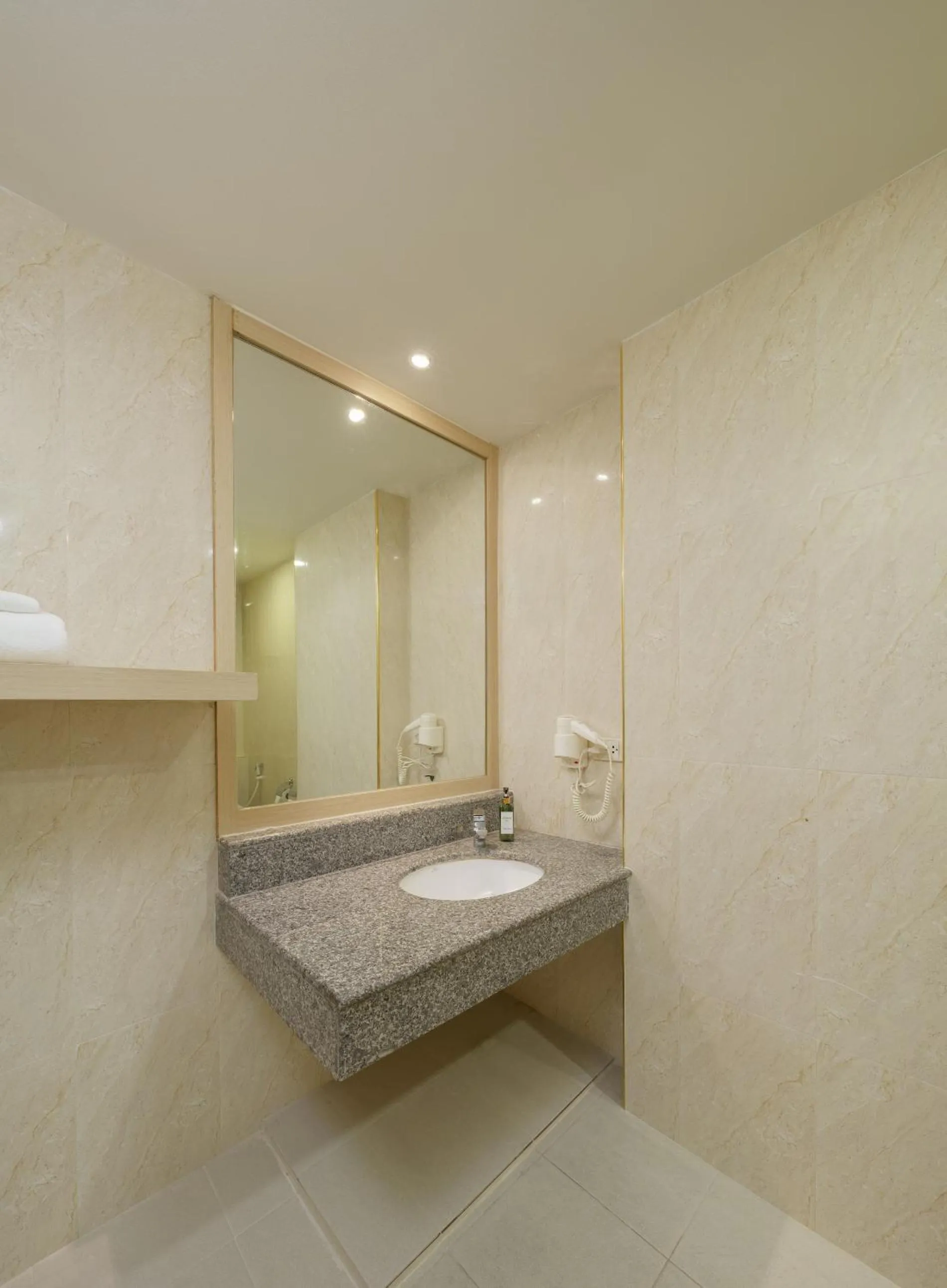 Bathroom in iCheck inn Thapra