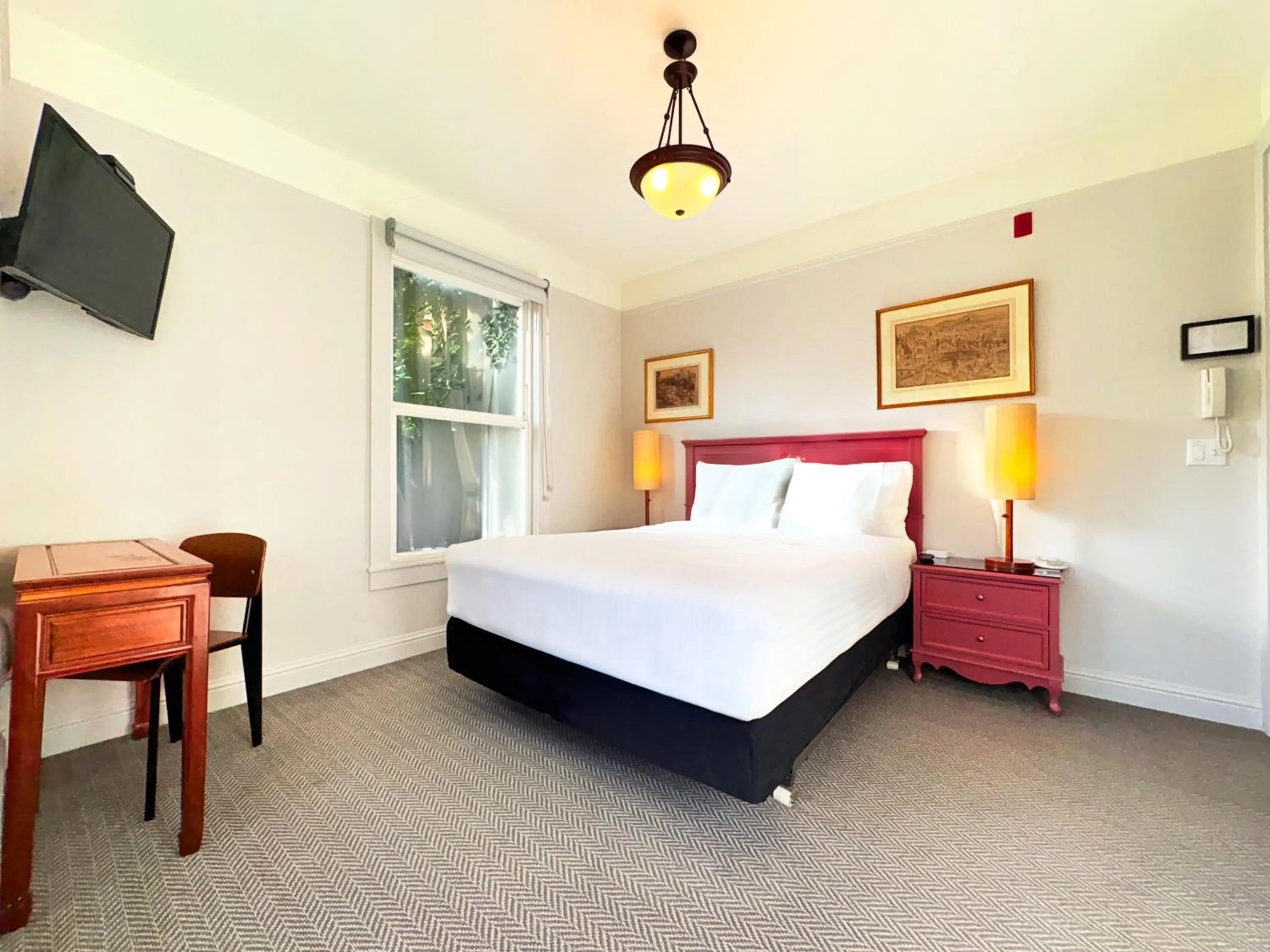 Bed in The Grove Inn