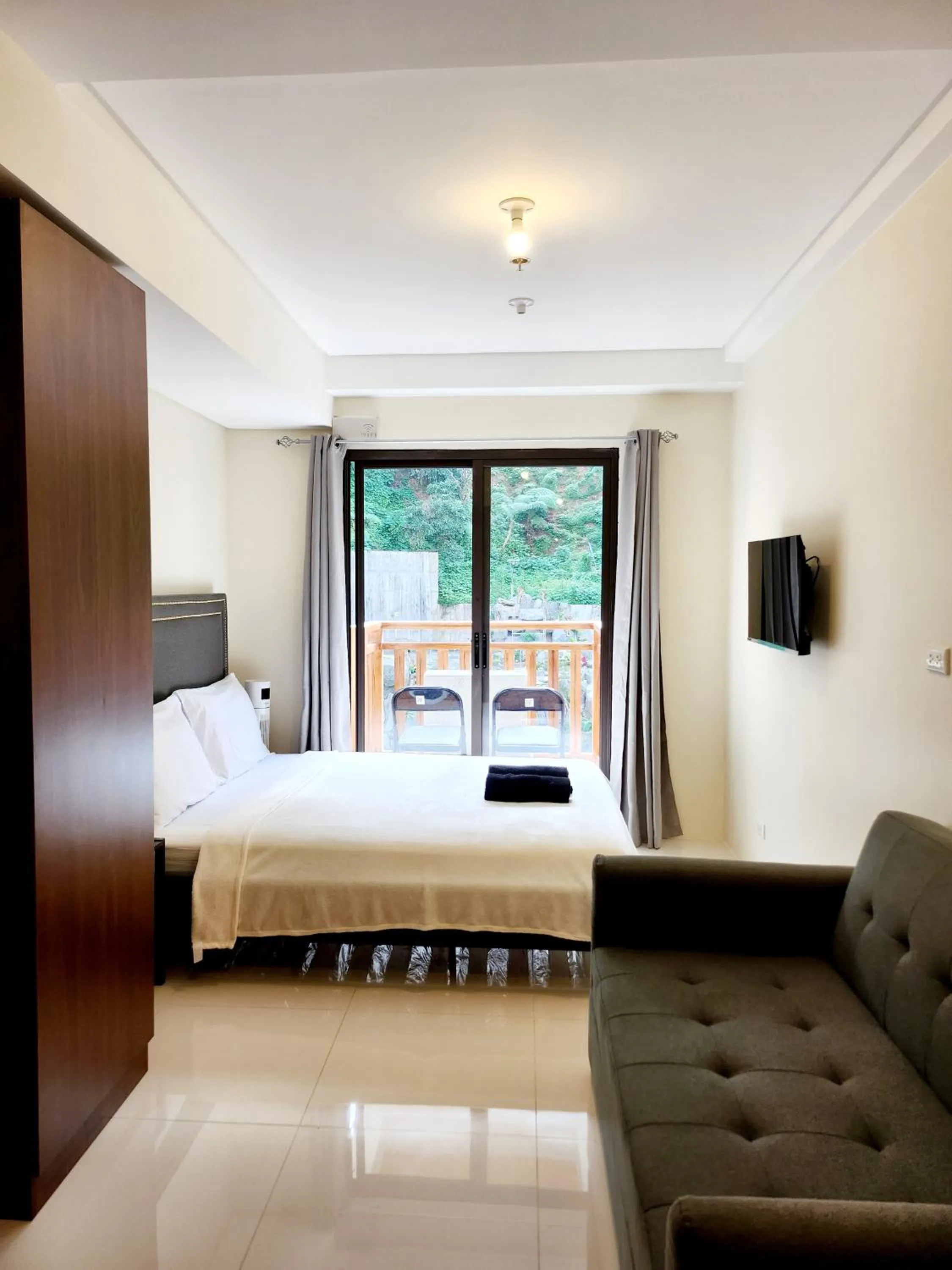 Bed in Selendra-Baguio City Suites