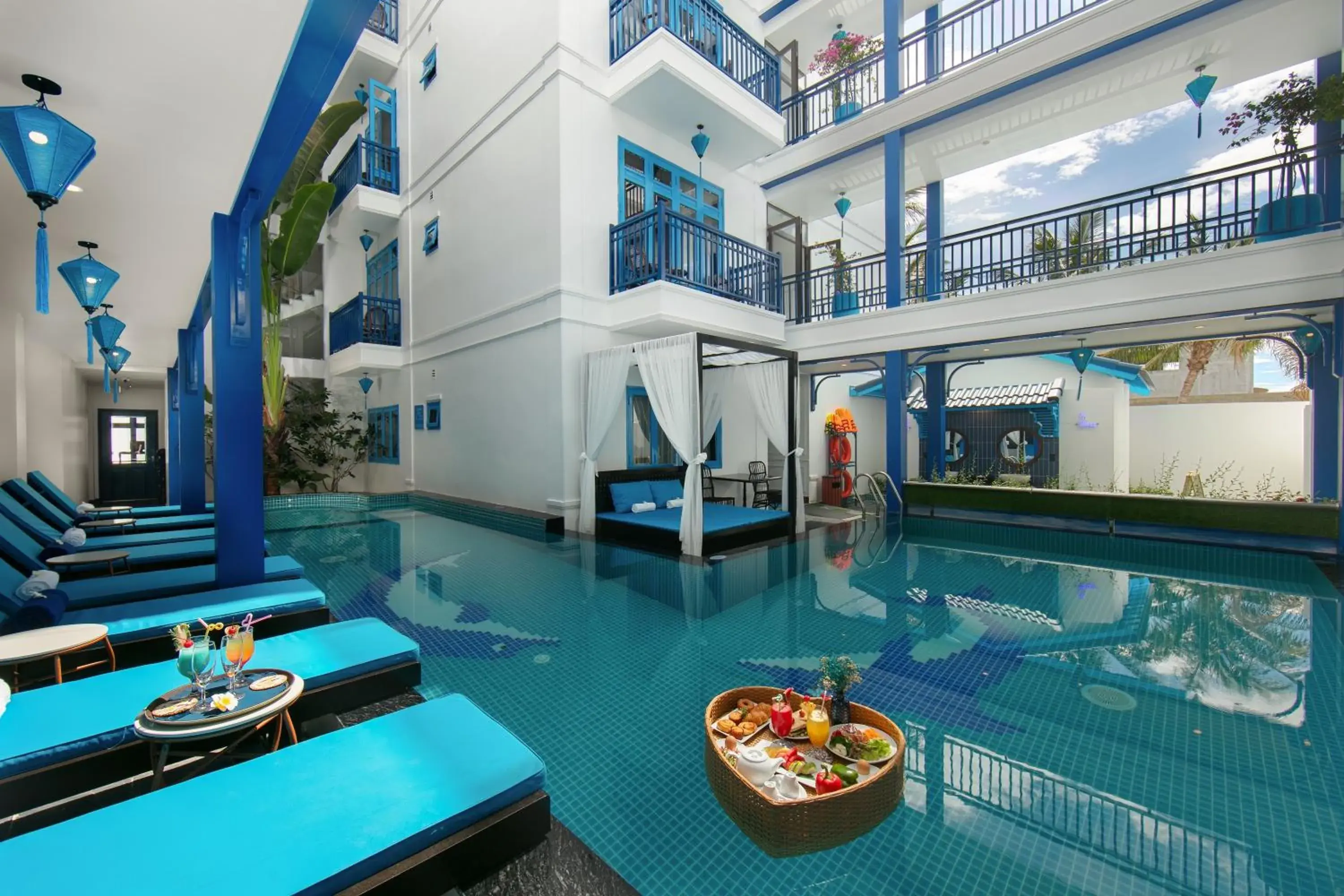 Swimming pool in Silk River Hoi An Hotel & Spa Swimming pool in Silk River Hoi An Hotel & Spa