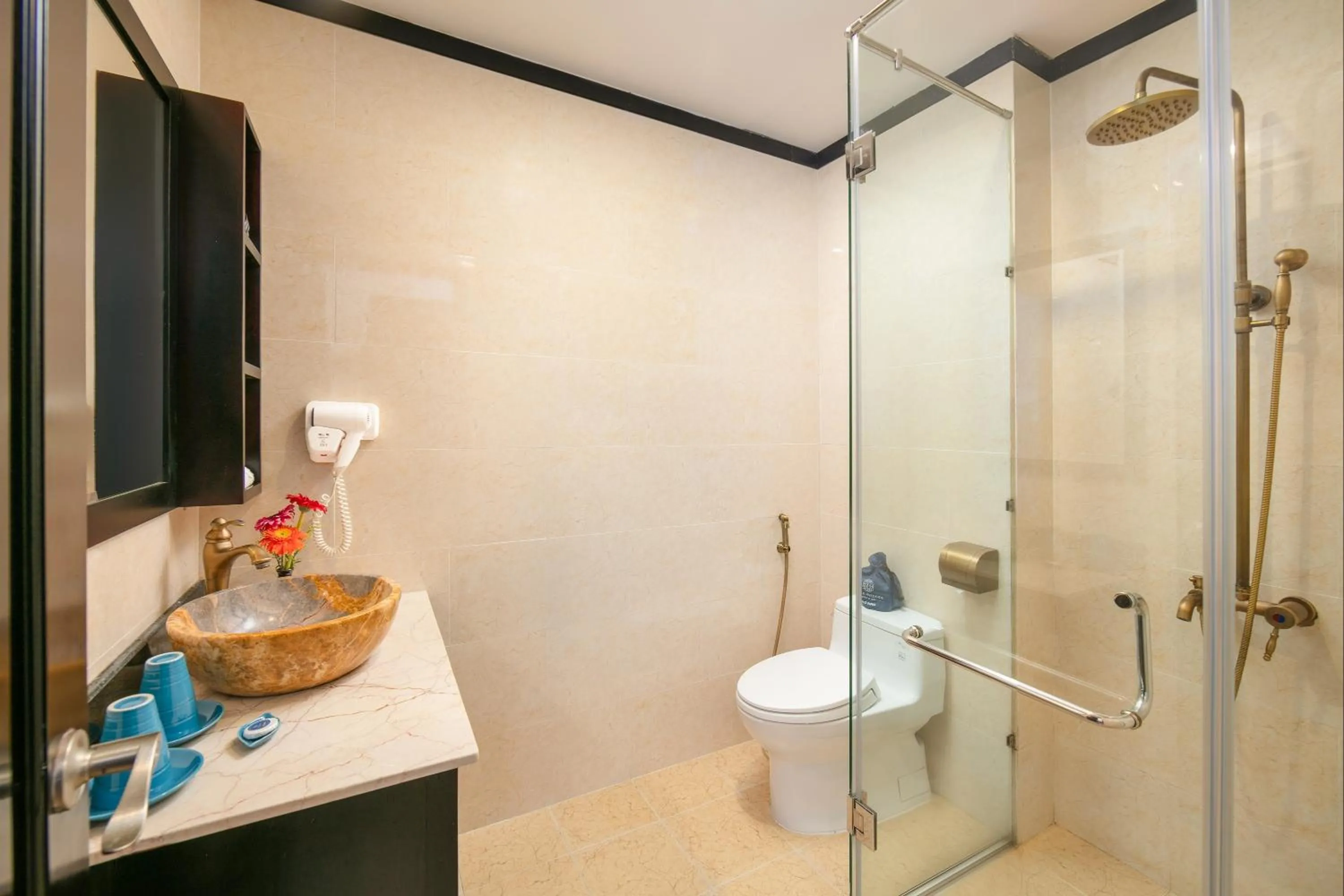 Silk River Hoi An Hotel & Spa