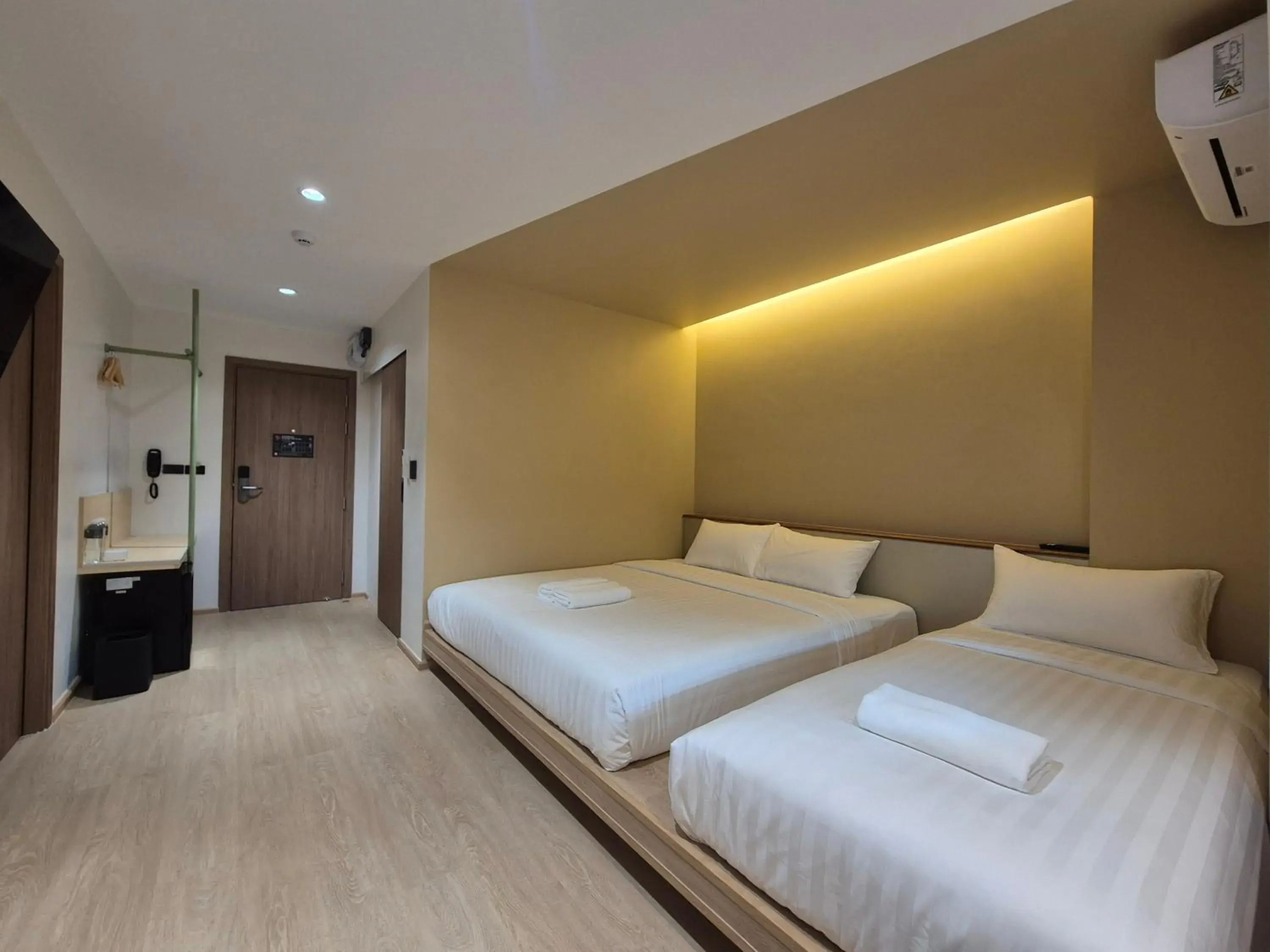 Bed in The Publyc Hotel Bed in The Publyc Hotel