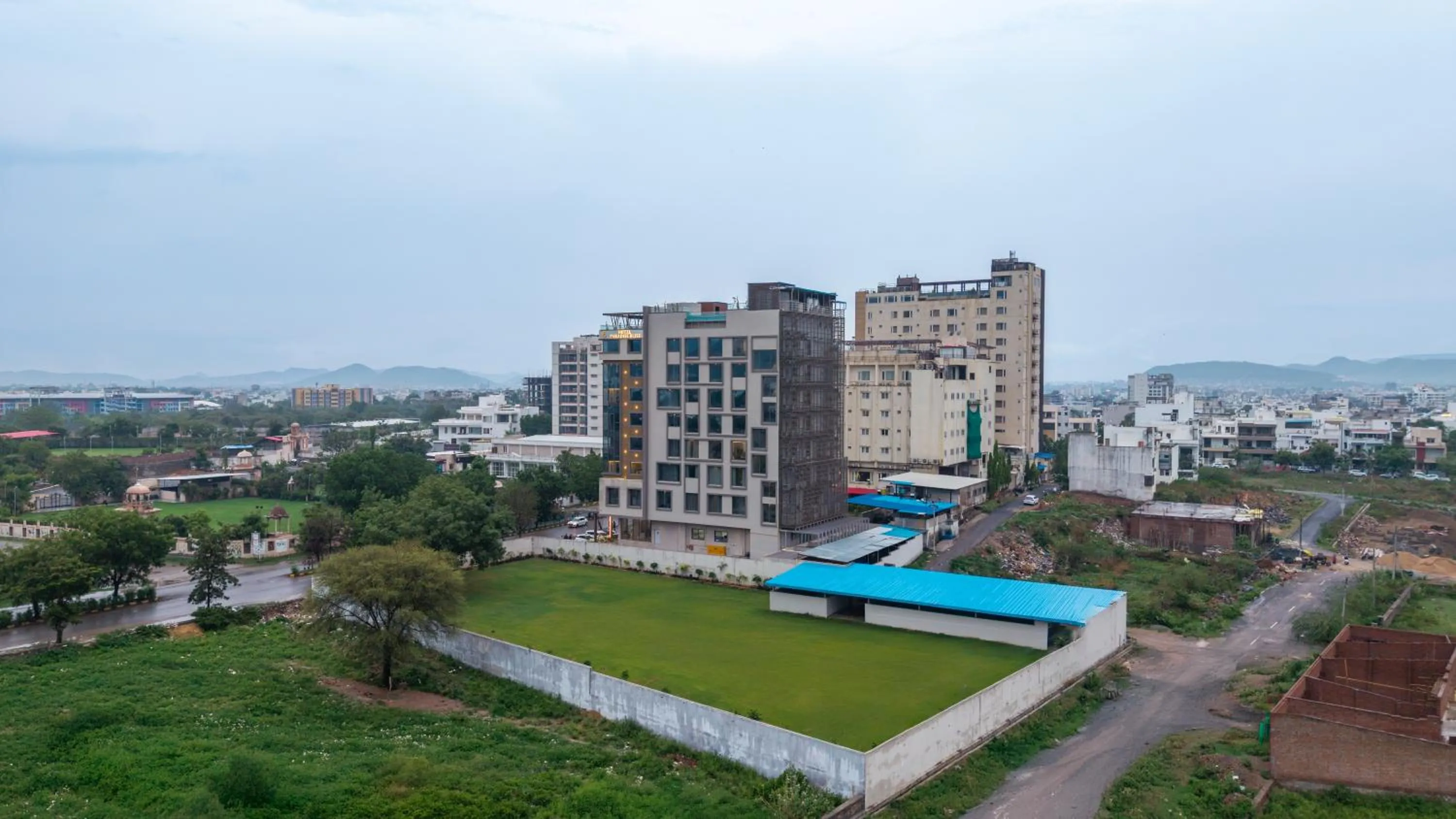 Garden in The Paradise Bliss - A Luxury Hotel & Spa in Udaipur