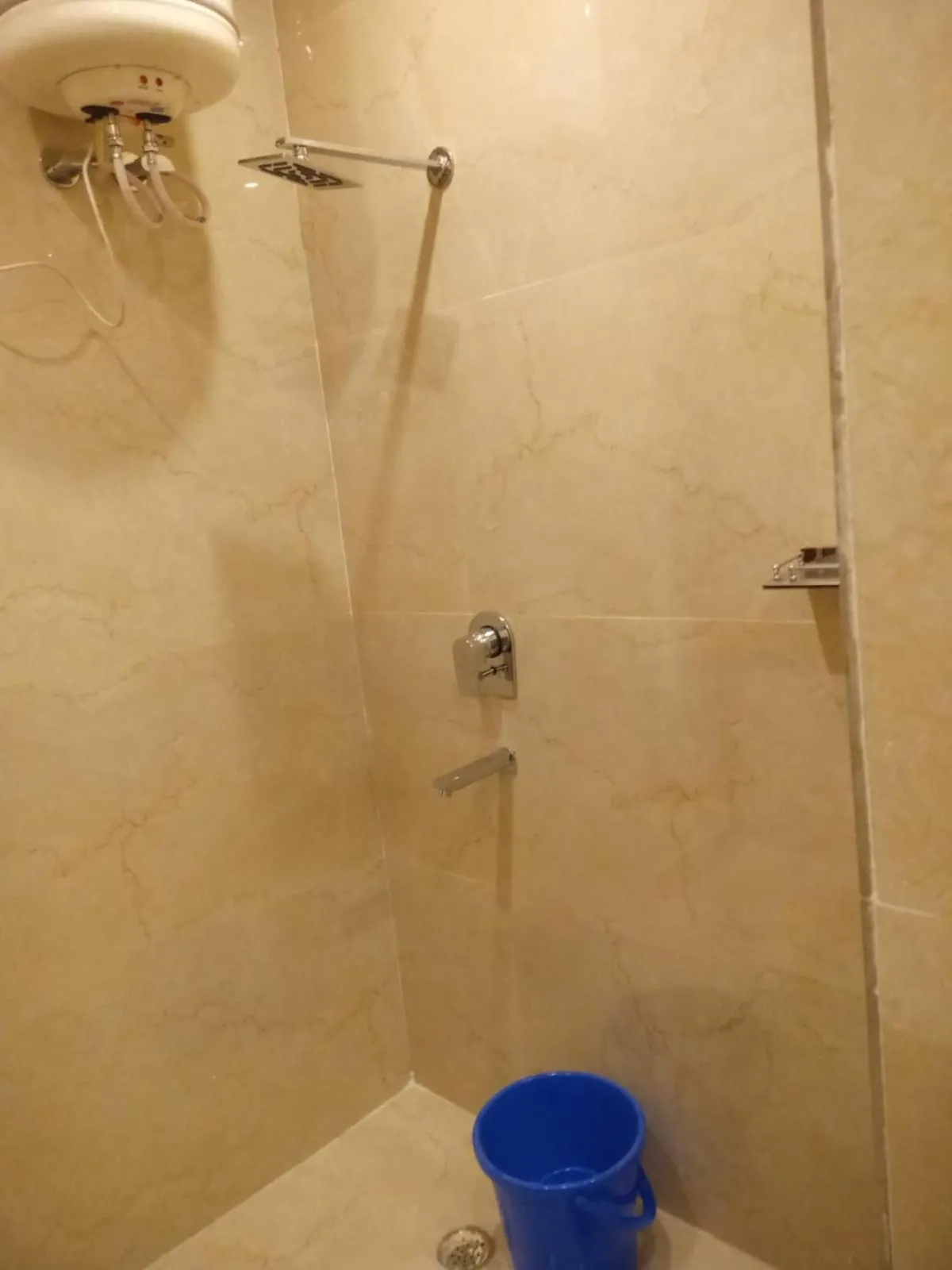 Shower in Jaiswal Home Stay