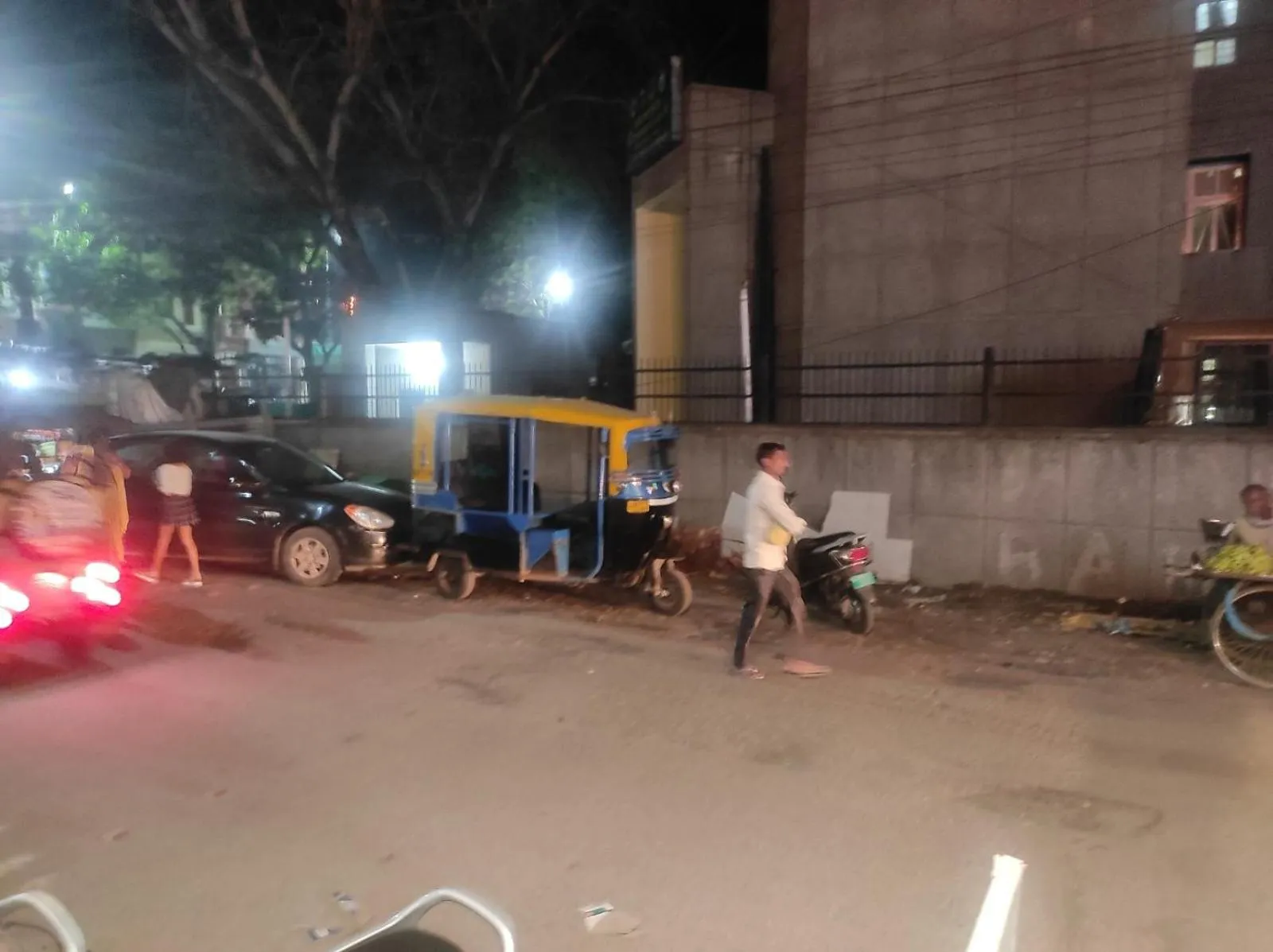 Parking in Jaiswal Home Stay