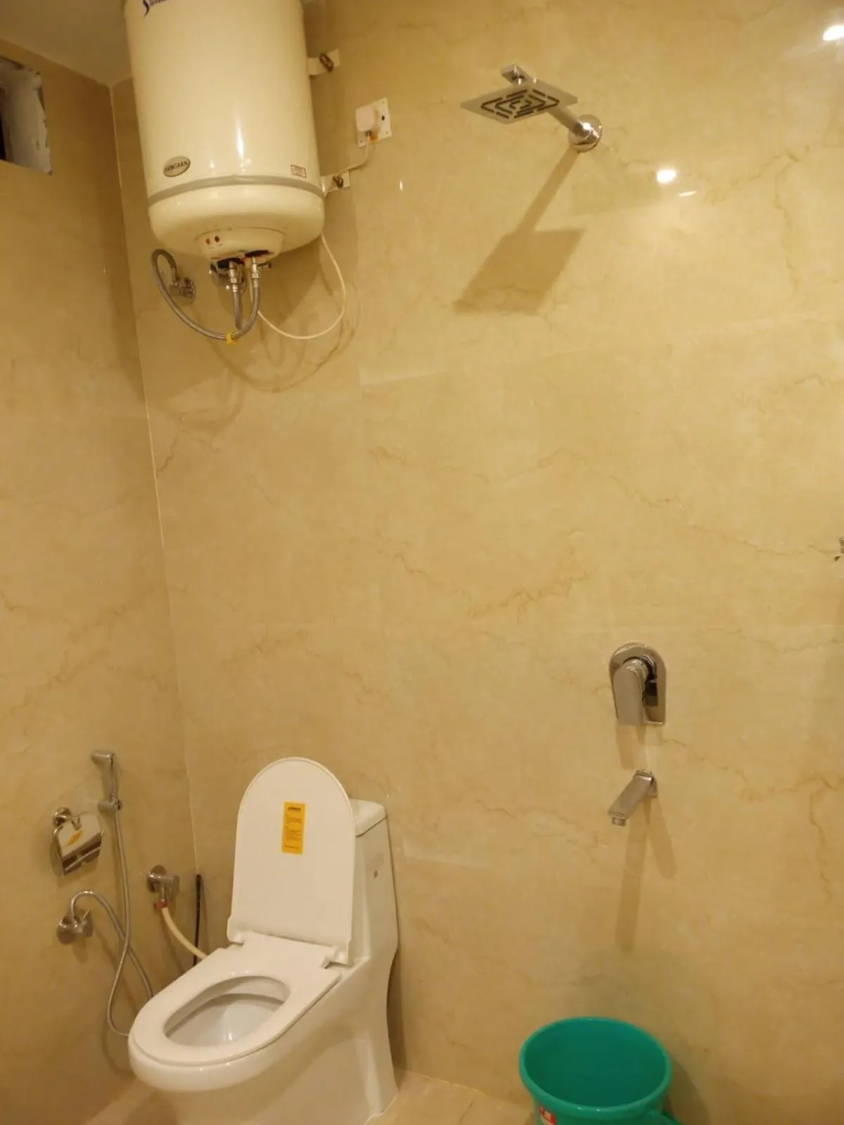 Shower in Jaiswal Home Stay