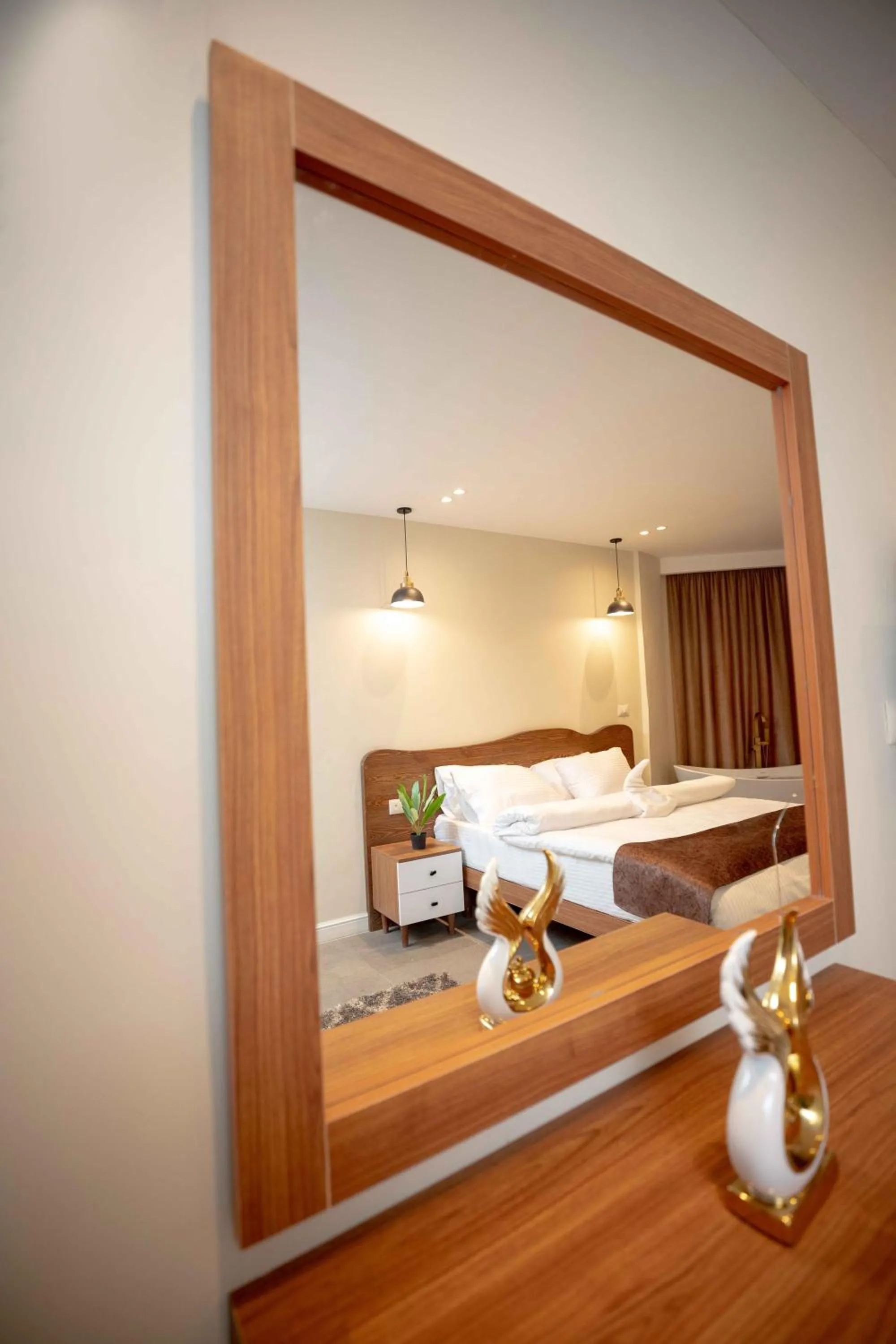 Bed in Eyes Of Egypt Pyramids View Boutique Hotel