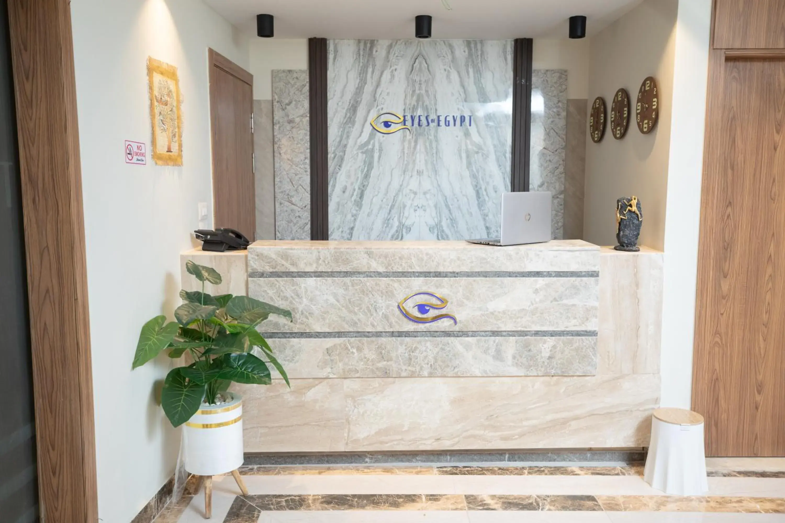 Property building in Eyes Of Egypt Pyramids View Boutique Hotel Property building in Eyes Of Egypt Pyramids View Boutique Hotel