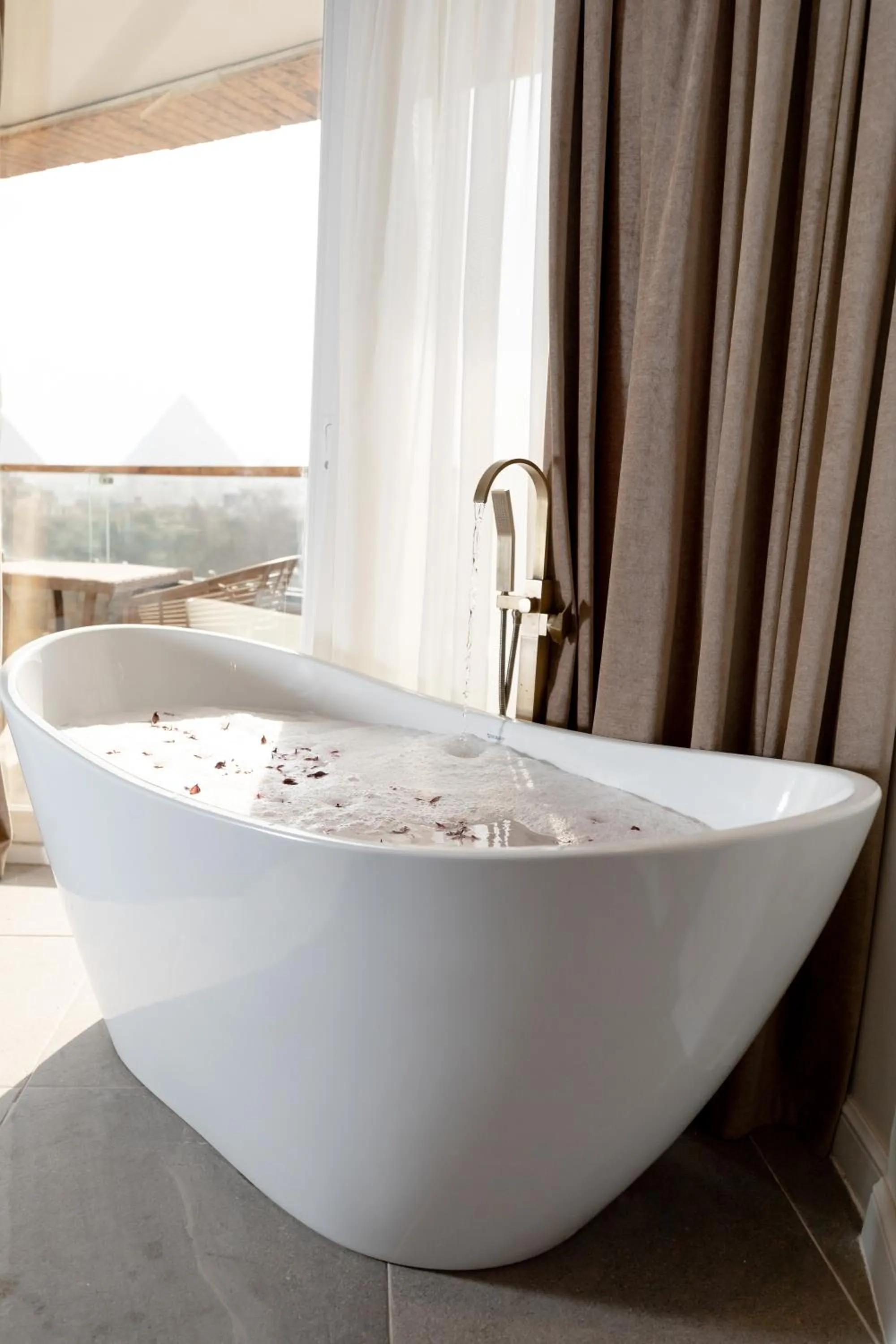 Bathroom in Eyes Of Egypt Pyramids View Boutique Hotel