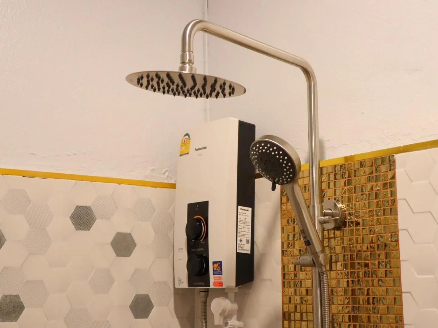 Shower in Moya Boutique Hotel