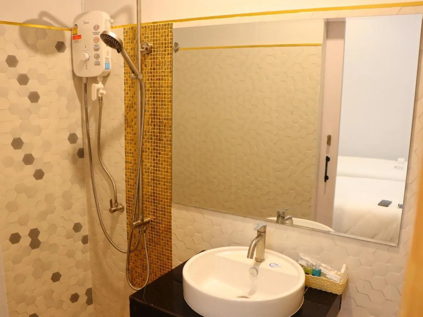 Shower in Moya Boutique Hotel