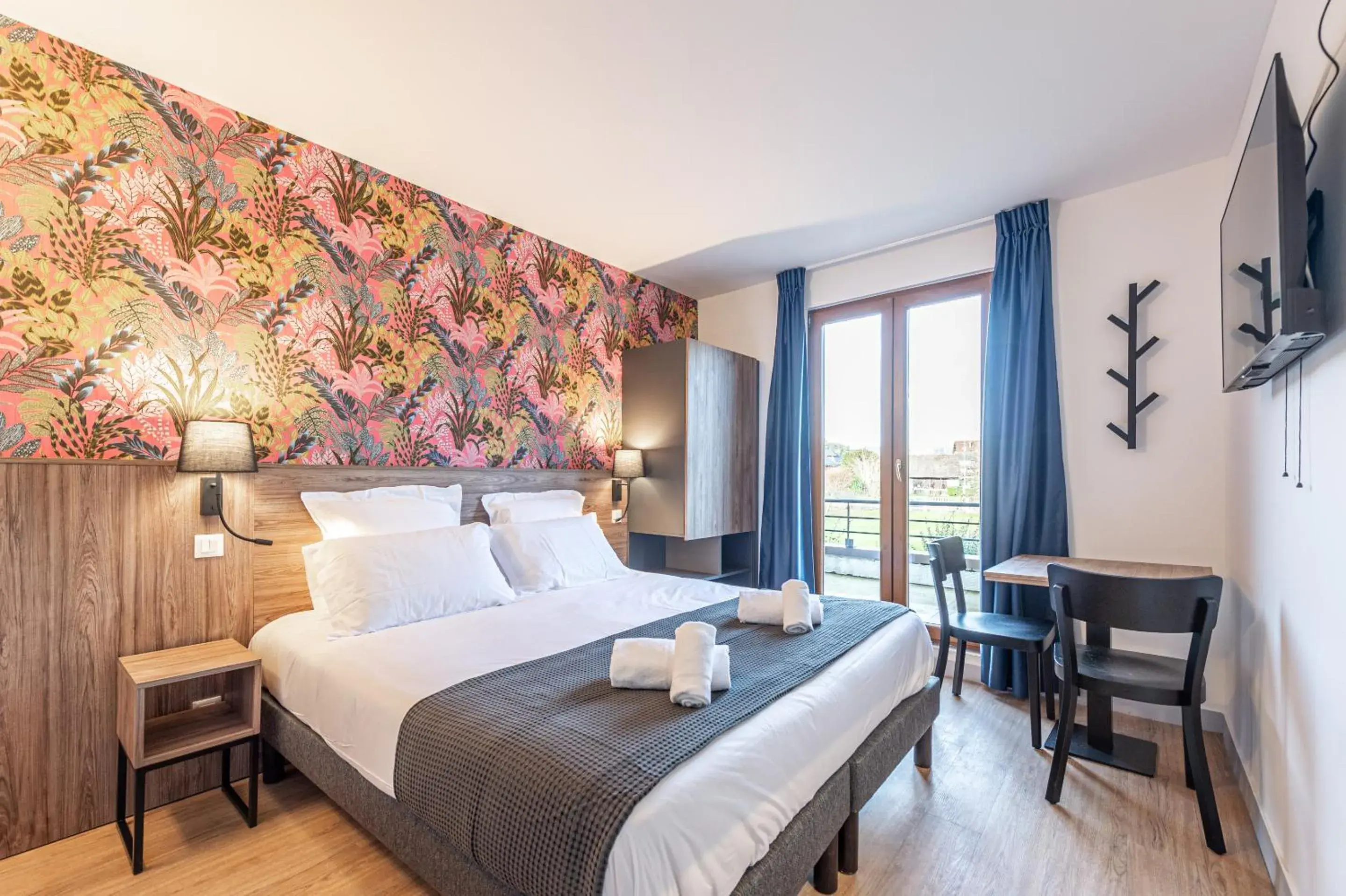 Deluxe Double Room in Les Tonnelles Deluxe Double Room in Les Tonnelles