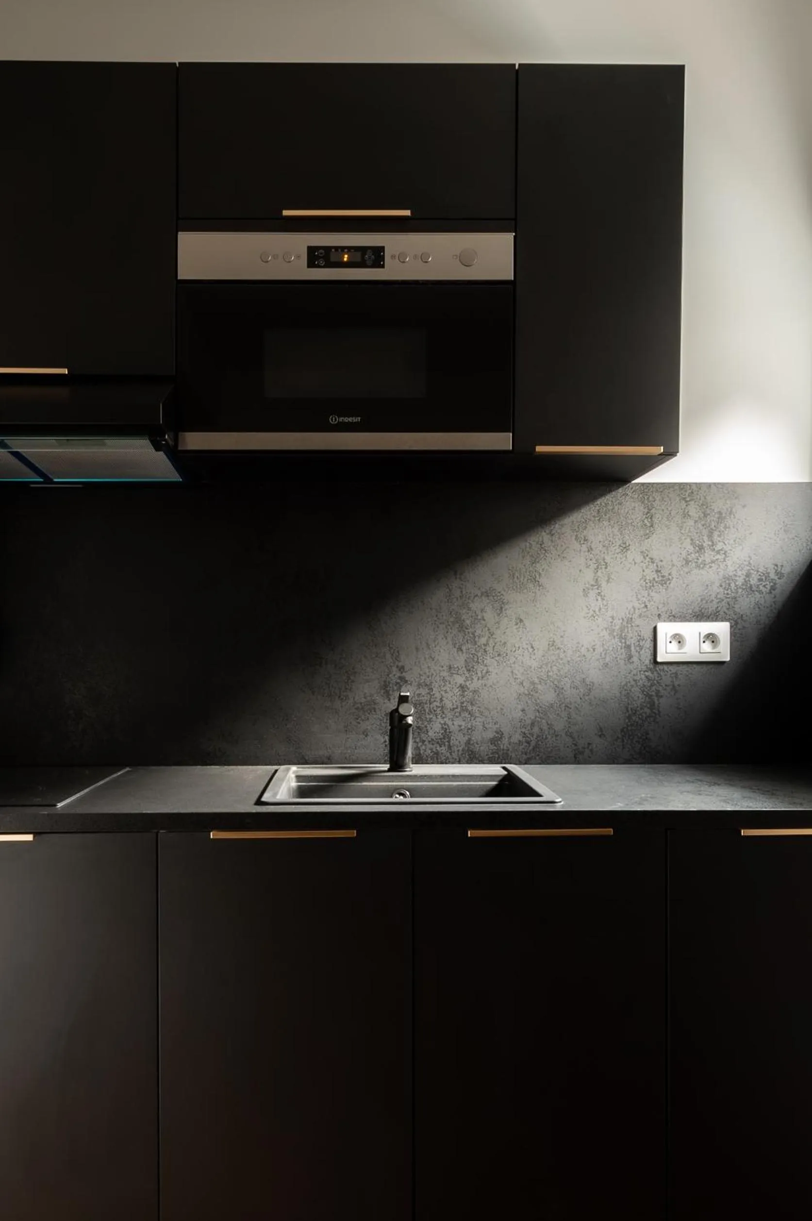 Kitchen or kitchenette in Les Tonnelles