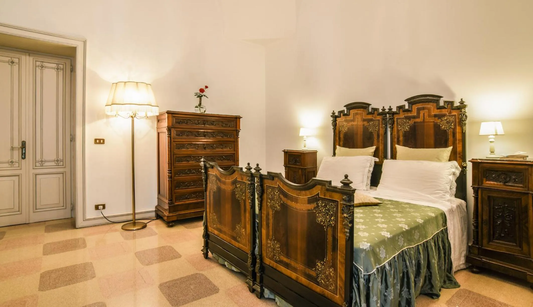 Bedroom, Bed in Palazzo Rodio