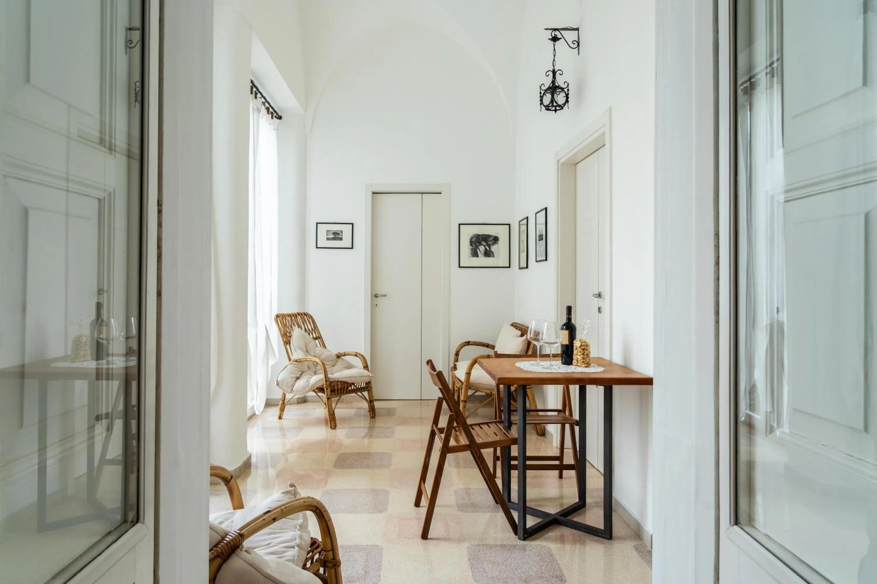 Dining area in Palazzo Rodio
